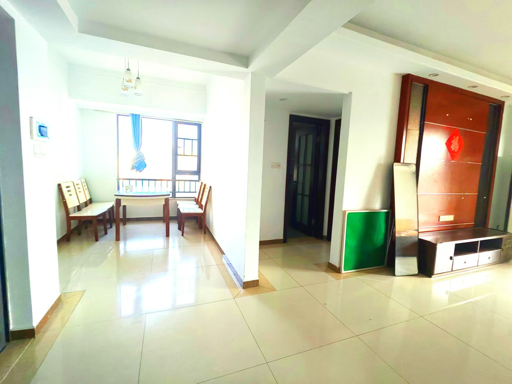 珠江花城四期花盛  4室2厅2卫    3200.0元/月 珠江花城四期花盛  4室2厅2卫    3200.0元/月室内图