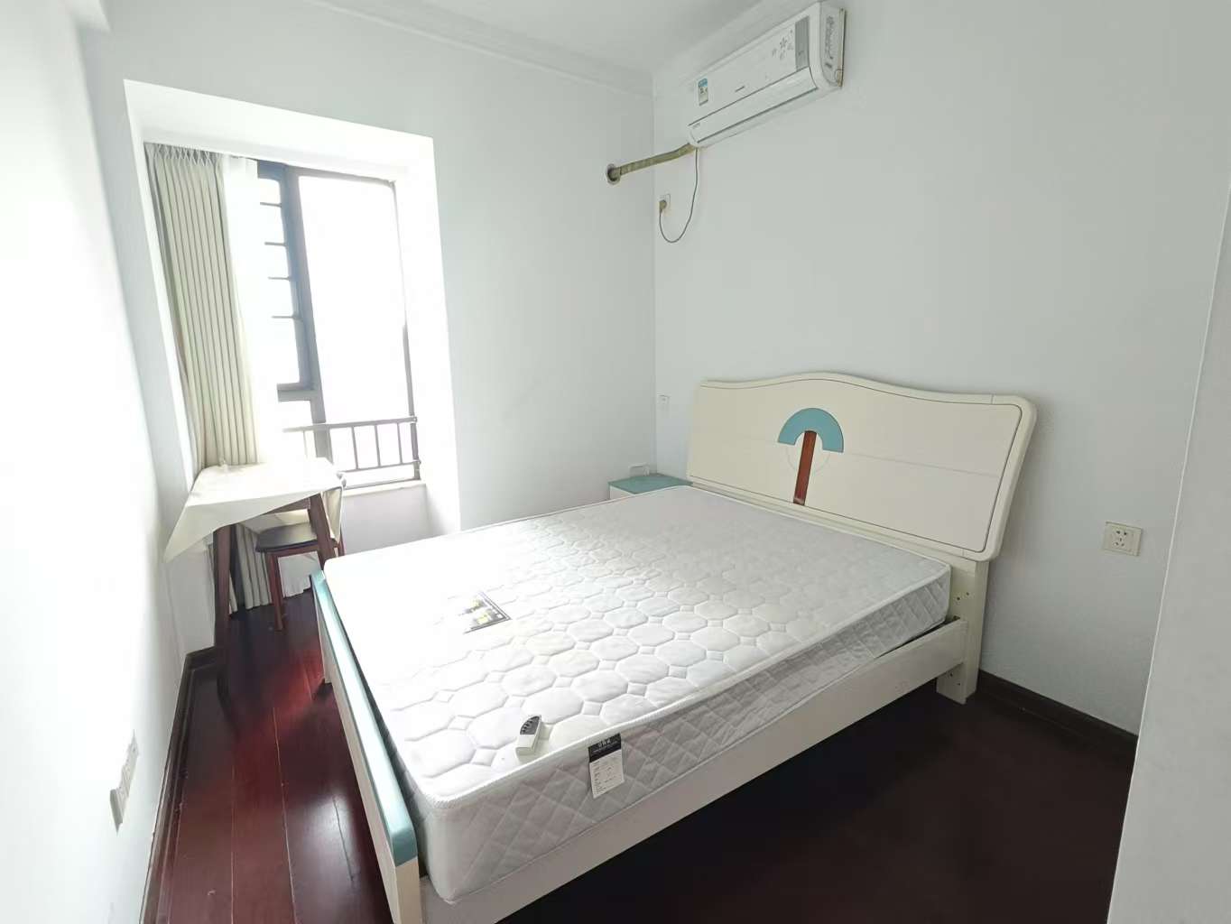 珠江花城四期花盛  4室2厅2卫    3200.0元/月 珠江花城四期花盛  4室2厅2卫    3200.0元/月室内图