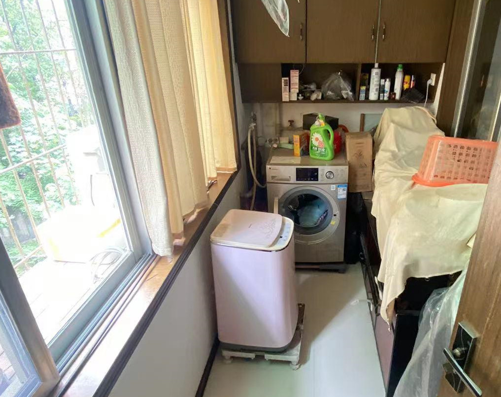 省军区宿舍  3室2厅2卫   3500.00元/月室内图