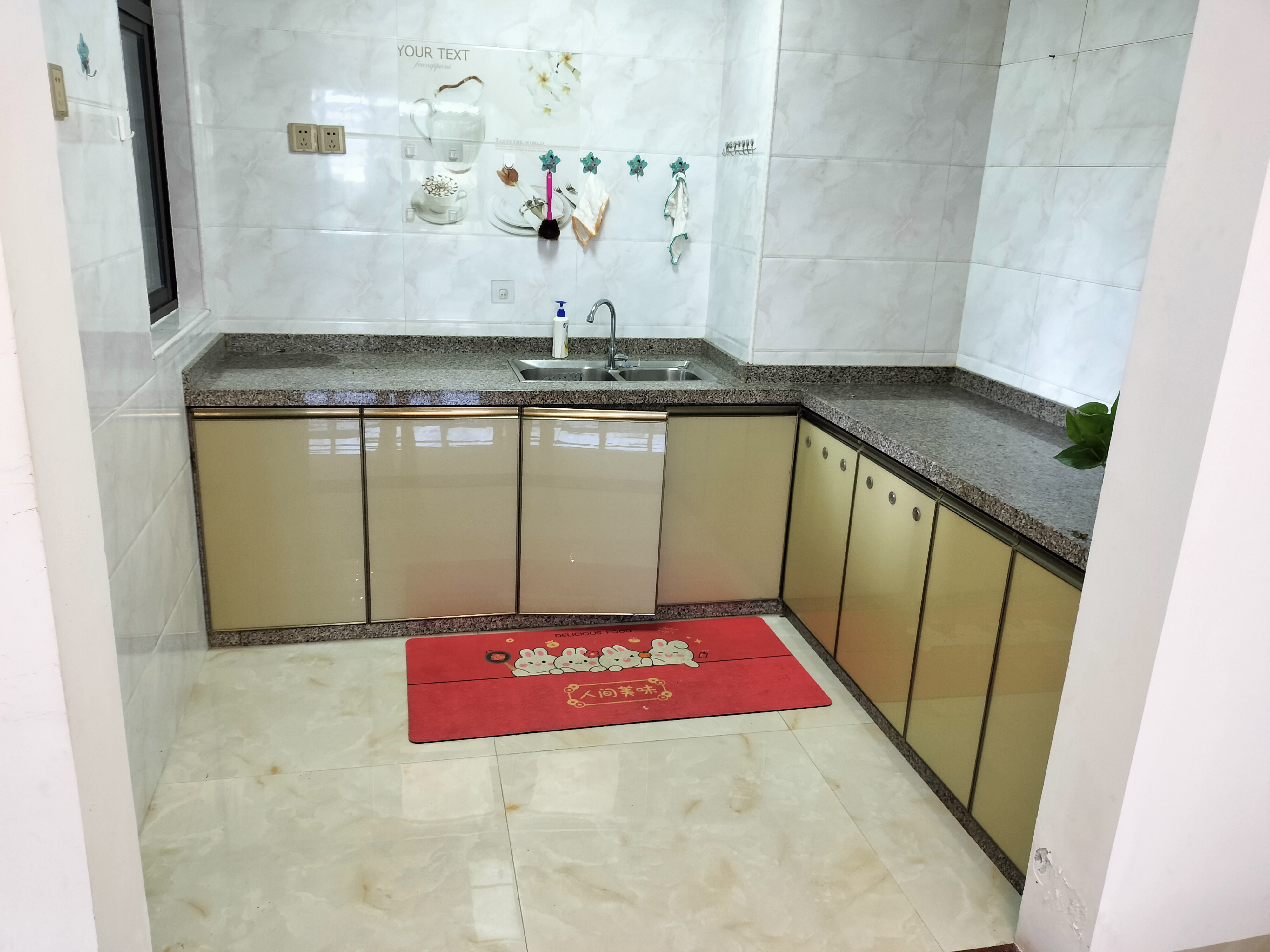 和风江岸 3室2厅2卫 2600.0元/月 和风江岸 3室2厅2卫 2600.0元/月室内图