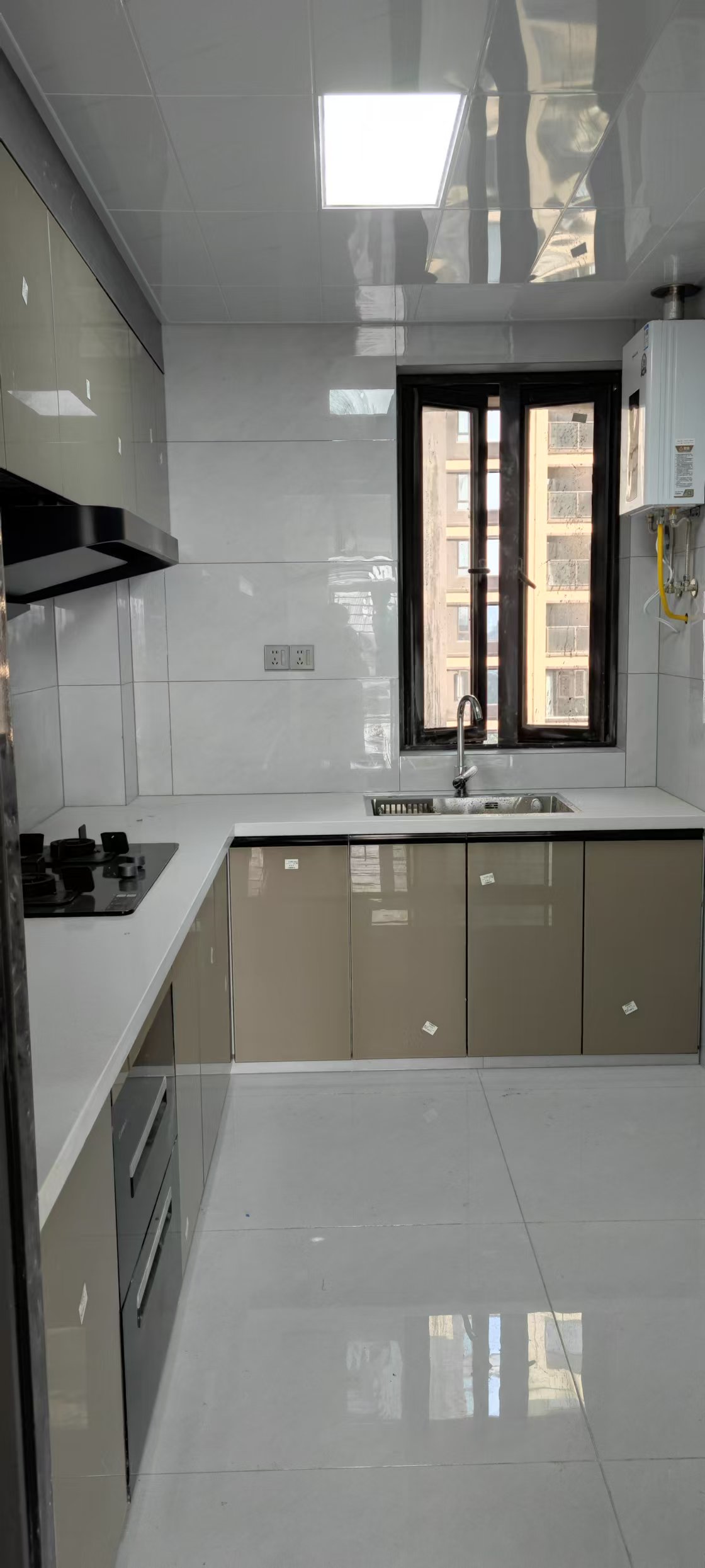 奥莱祥生府  1室0厅0卫    3000.0元/月 奥莱祥生府  1室0厅0卫    3000.0元/月室内图