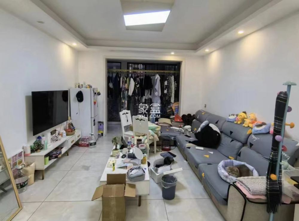 旺城天悦领秀香江 3室2厅2卫 1600.0元/月 旺城天悦领秀香江 3室2厅2卫 1600.0元/月室内图