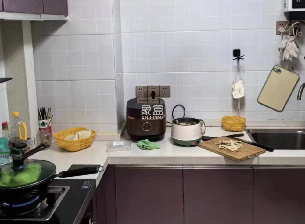 旺城天悦领秀香江 3室2厅2卫 1600.0元/月 旺城天悦领秀香江 3室2厅2卫 1600.0元/月室内图