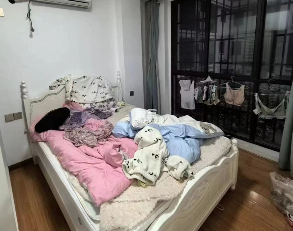 旺城天悦领秀香江 3室2厅2卫 1600.0元/月 旺城天悦领秀香江 3室2厅2卫 1600.0元/月室内图