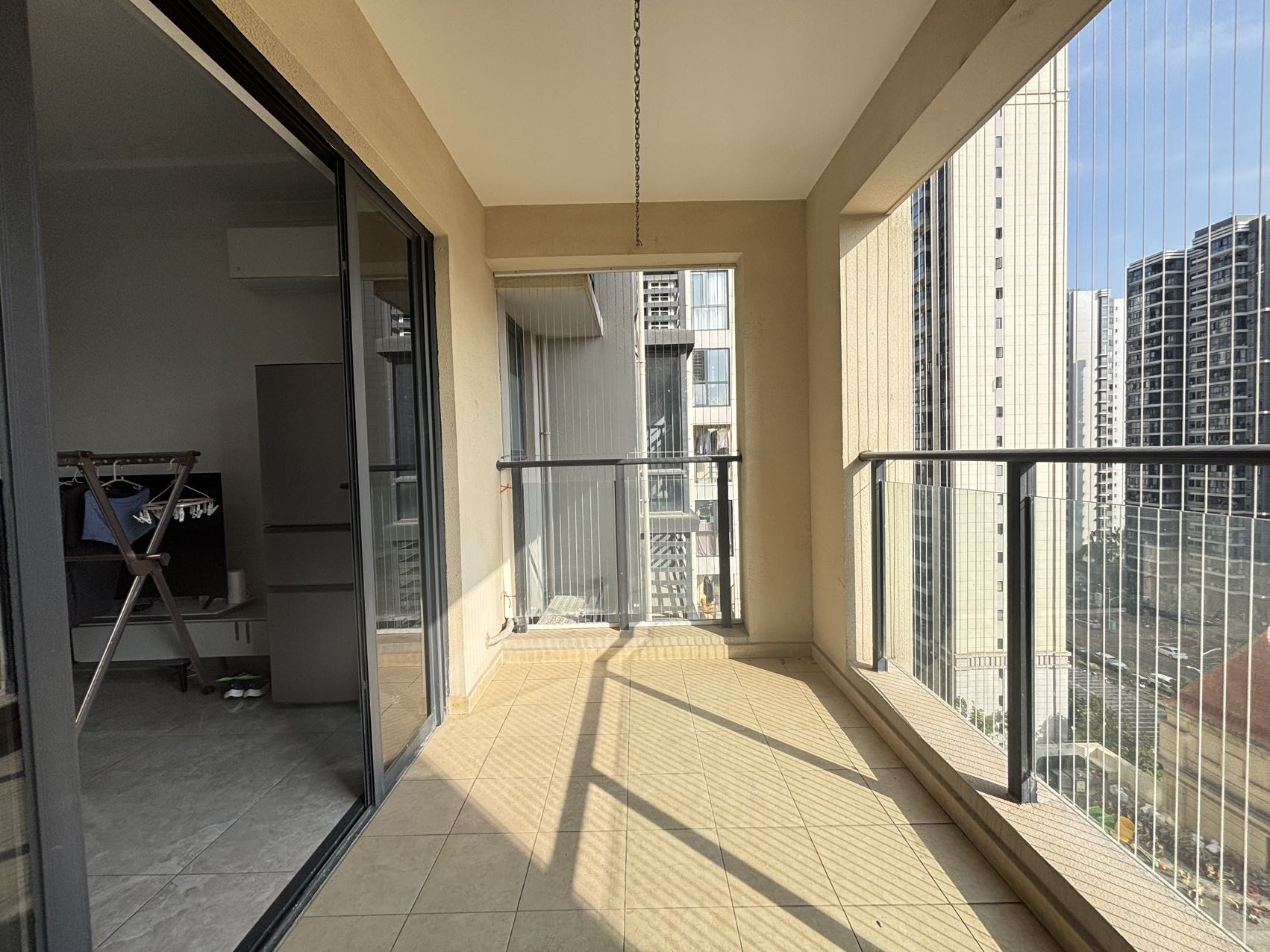 星华海岸城三期  3室2厅2卫    190.0万 星华海岸城三期  3室2厅2卫    190.0万室内图