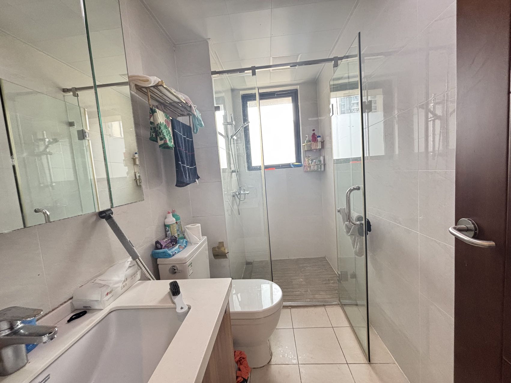 星华海岸城三期  3室2厅2卫    190.0万 星华海岸城三期  3室2厅2卫    190.0万室内图