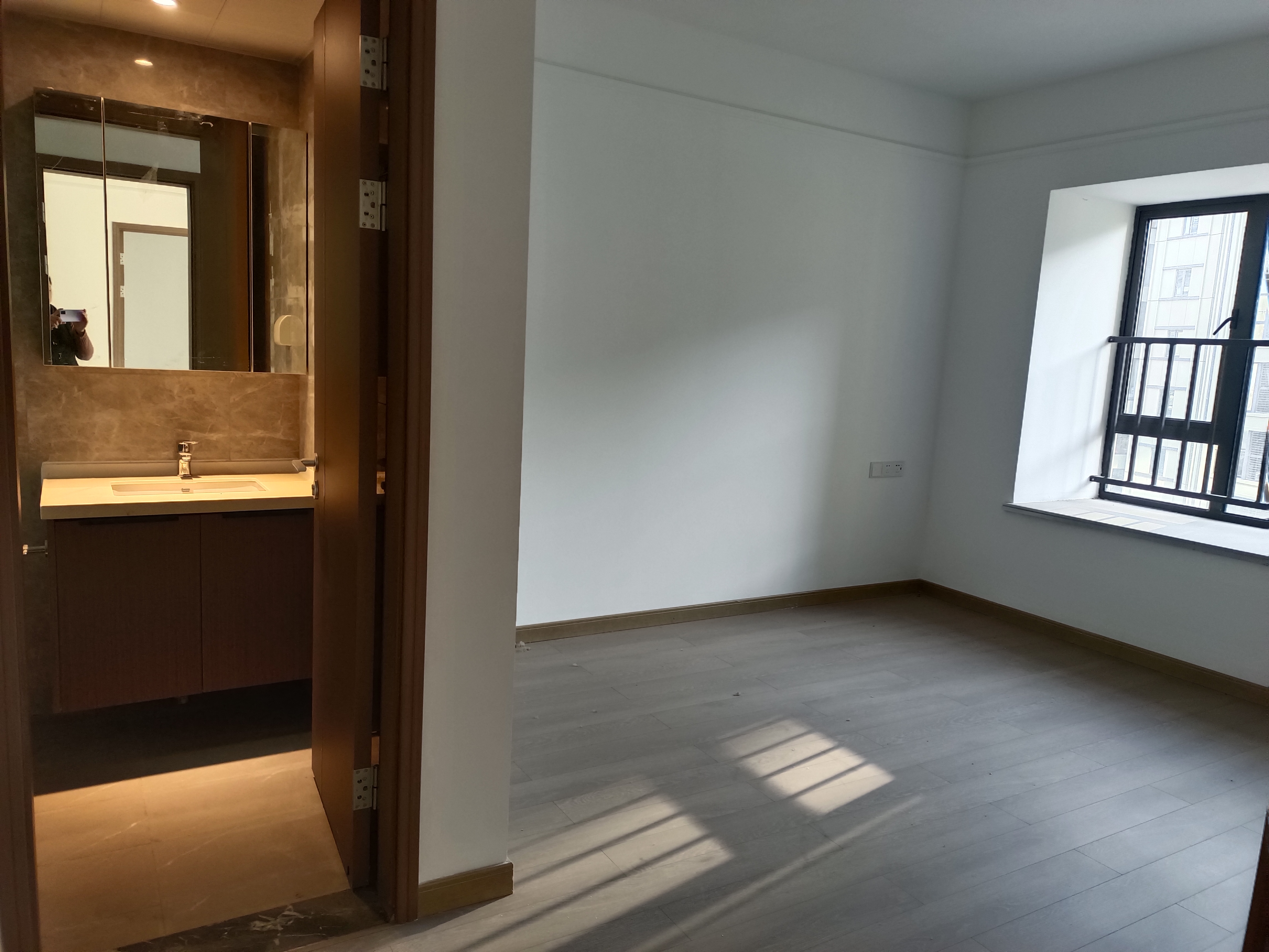 蓝光雍锦府 4室2厅2卫 3500.0元/月 蓝光雍锦府 4室2厅2卫 3500.0元/月室内图