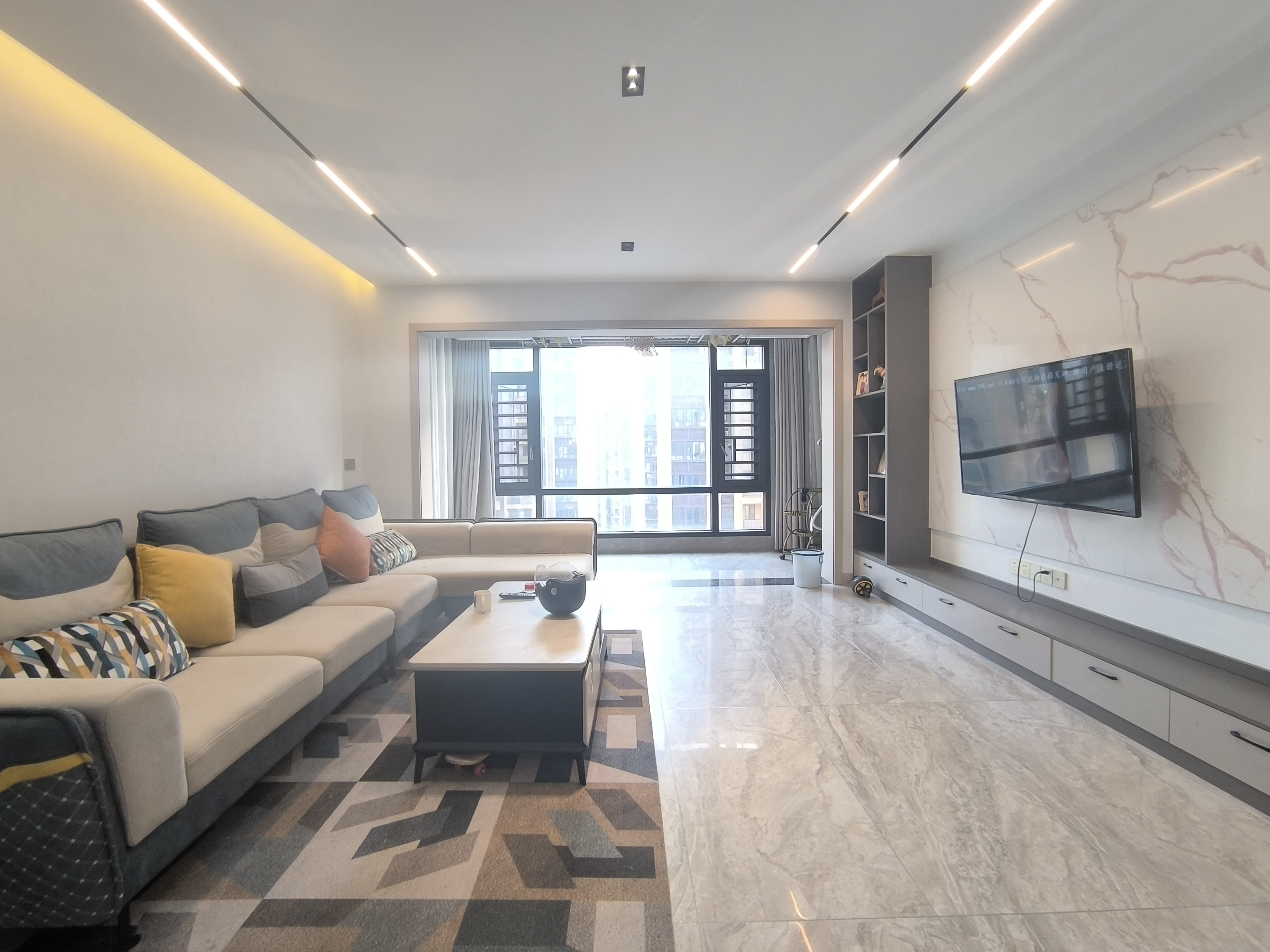 碧桂园锦岸 4室2厅2卫 112.8万 碧桂园锦岸 4室2厅2卫 112.8万室内图