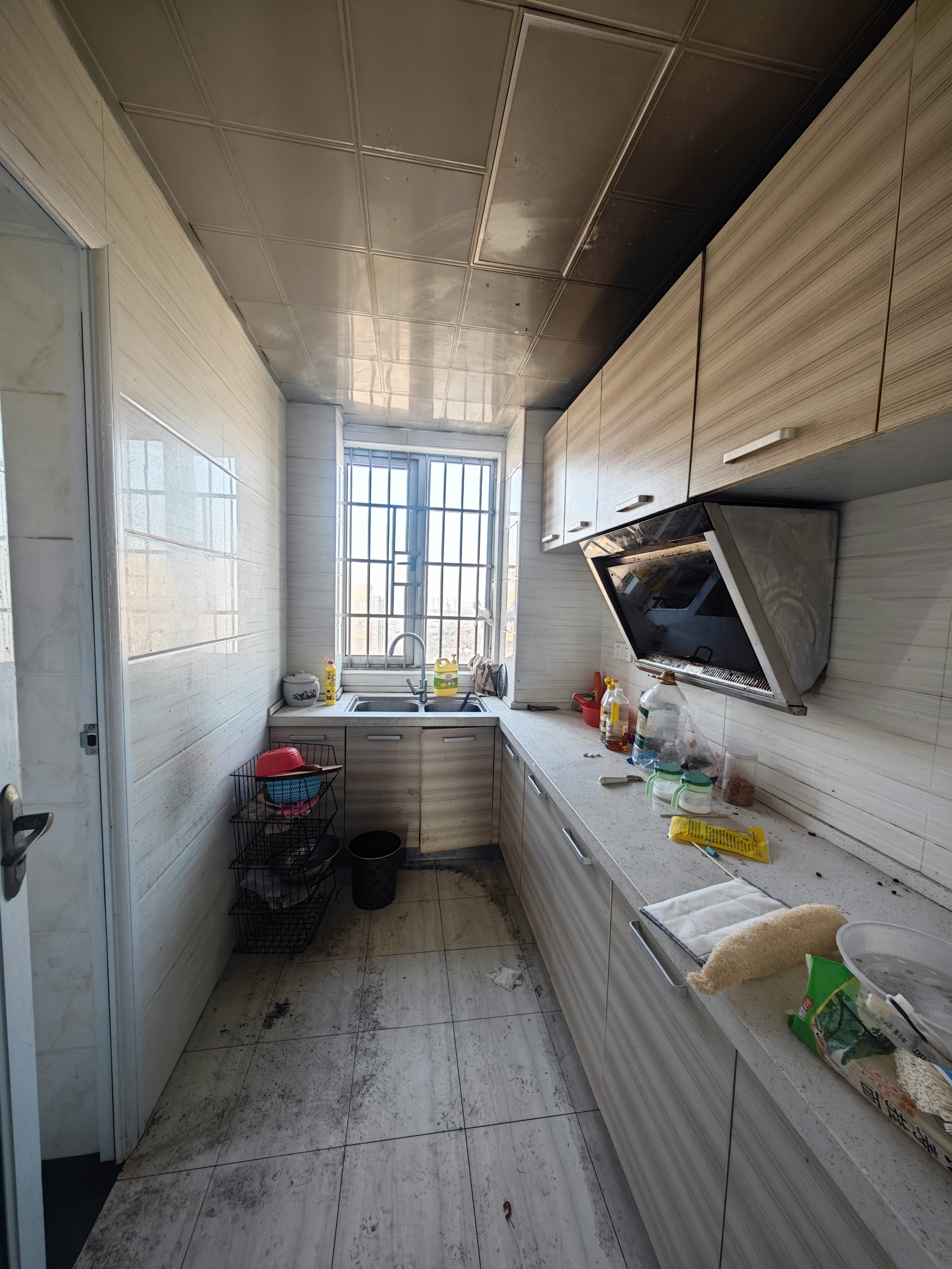 五矿万境水岸 3室1厅1卫 1200.0元/月 五矿万境水岸 3室1厅1卫 1200.0元/月室内图