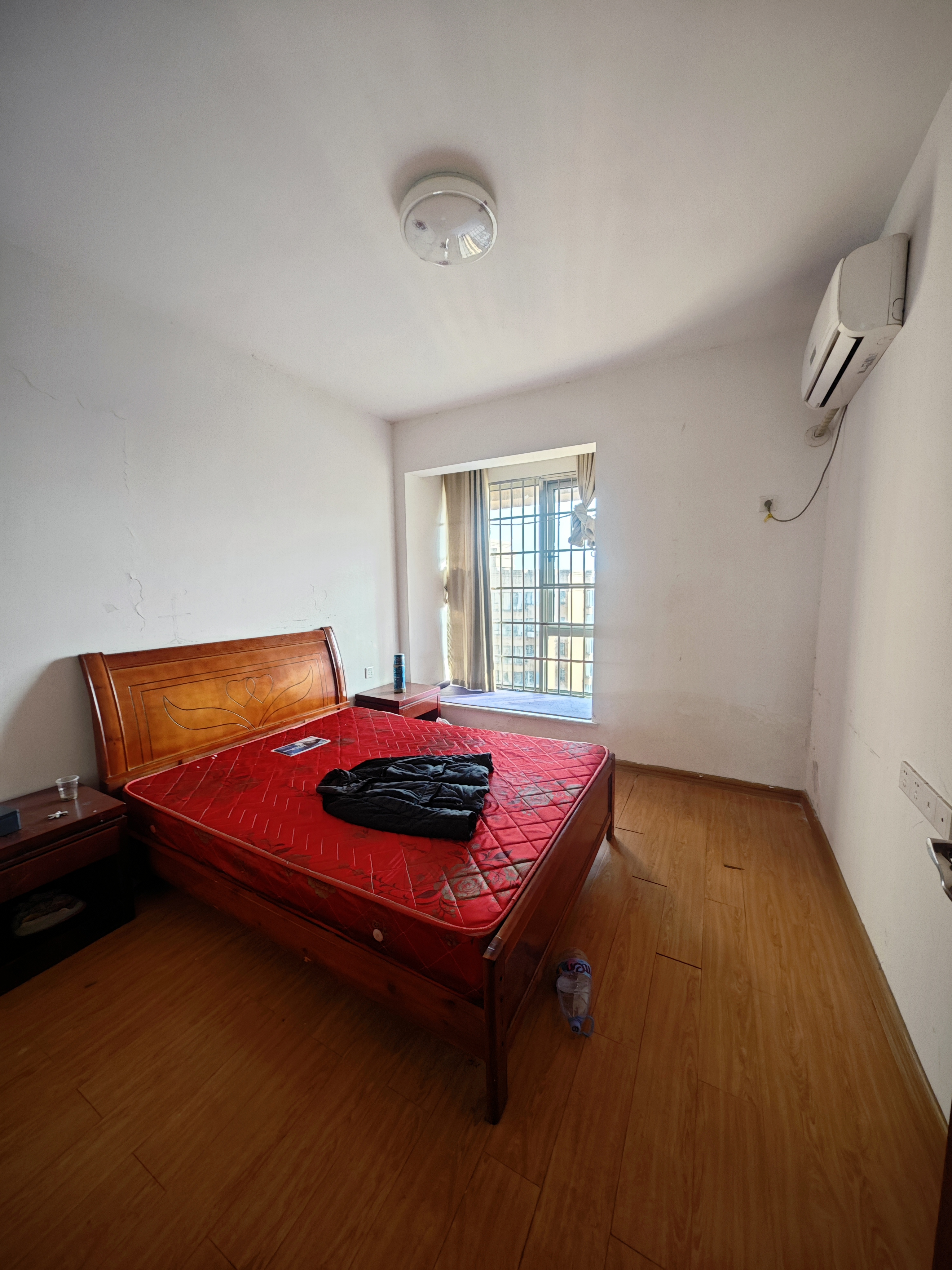 五矿万境水岸 3室1厅1卫 1200.0元/月 五矿万境水岸 3室1厅1卫 1200.0元/月室内图