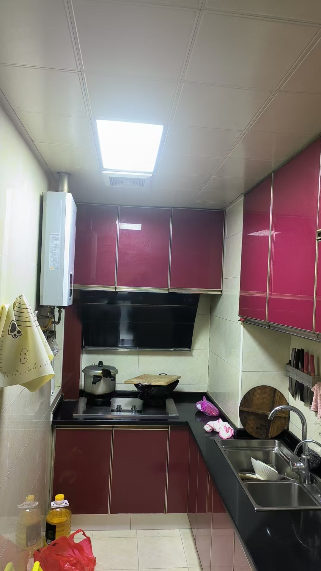 美利新世界 2室1厅1卫 2100.0元/月 美利新世界 2室1厅1卫 2100.0元/月室内图