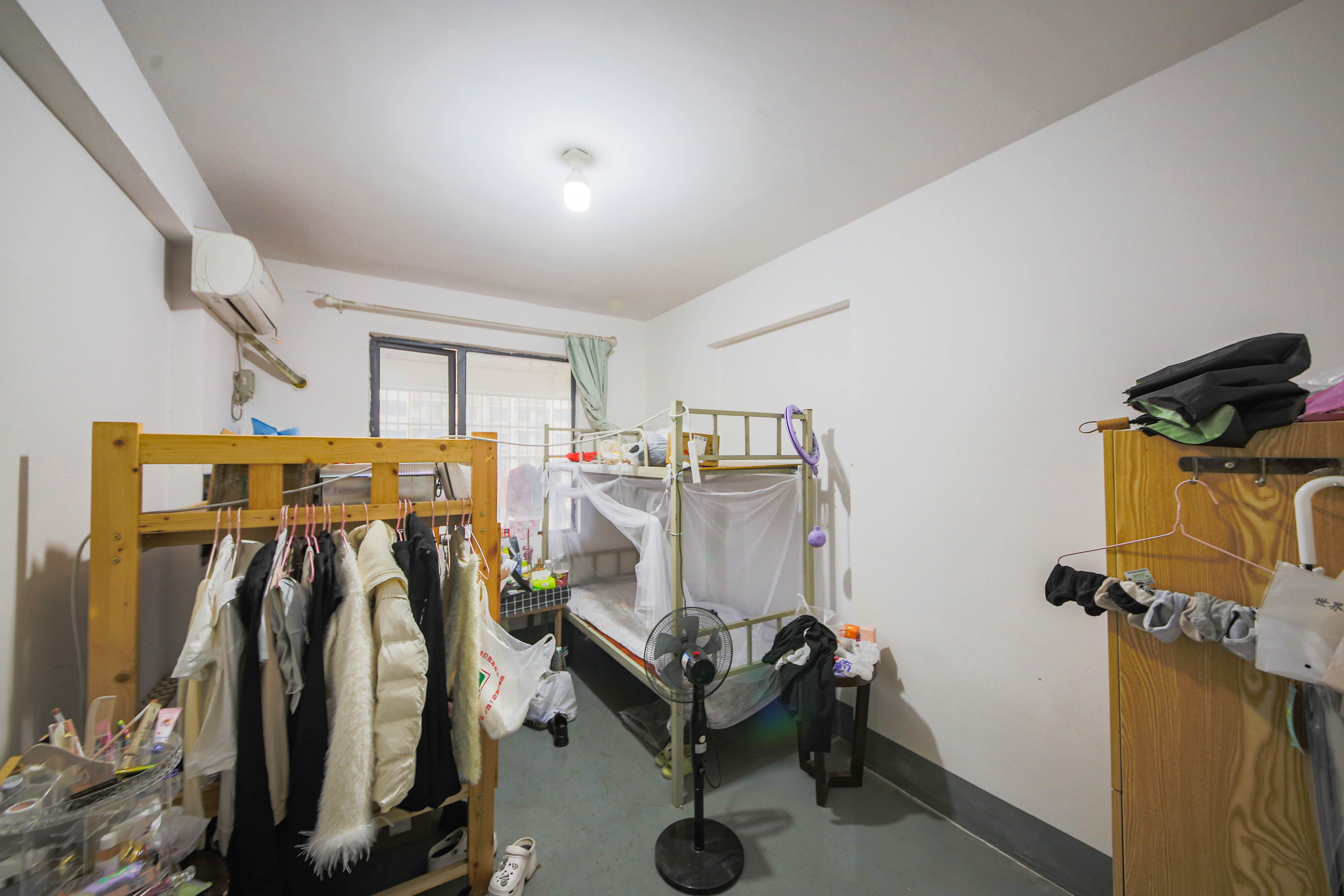 轻盐阳光CEO(轻盐雅苑)(轻奢时代) 5室2厅2卫 3200.0元/月 轻盐阳光CEO(轻盐雅苑)(轻奢时代) 5室2厅2卫 3200.0元/月室内图