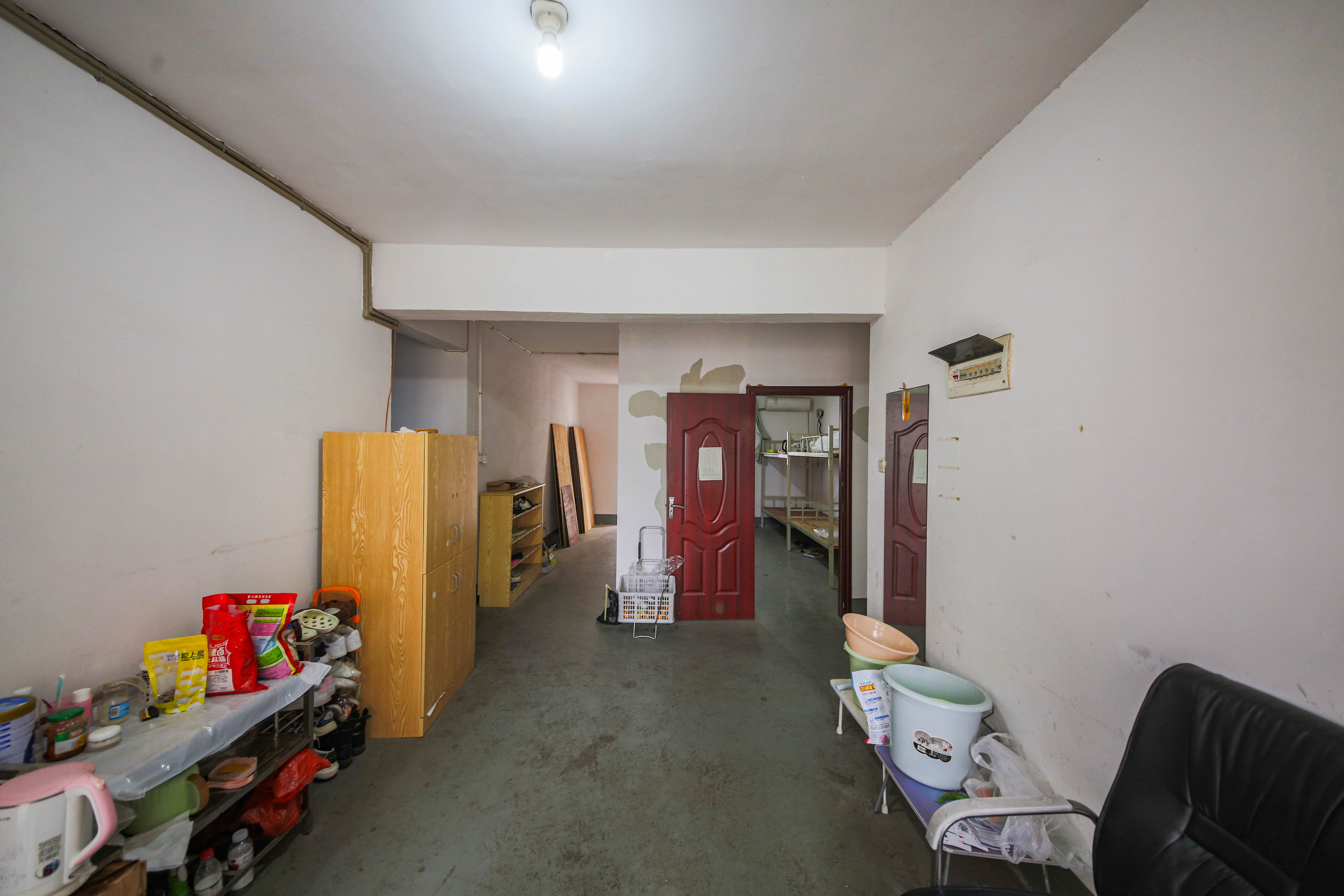 轻盐阳光CEO(轻盐雅苑)(轻奢时代) 5室2厅2卫 3200.0元/月 轻盐阳光CEO(轻盐雅苑)(轻奢时代) 5室2厅2卫 3200.0元/月室内图