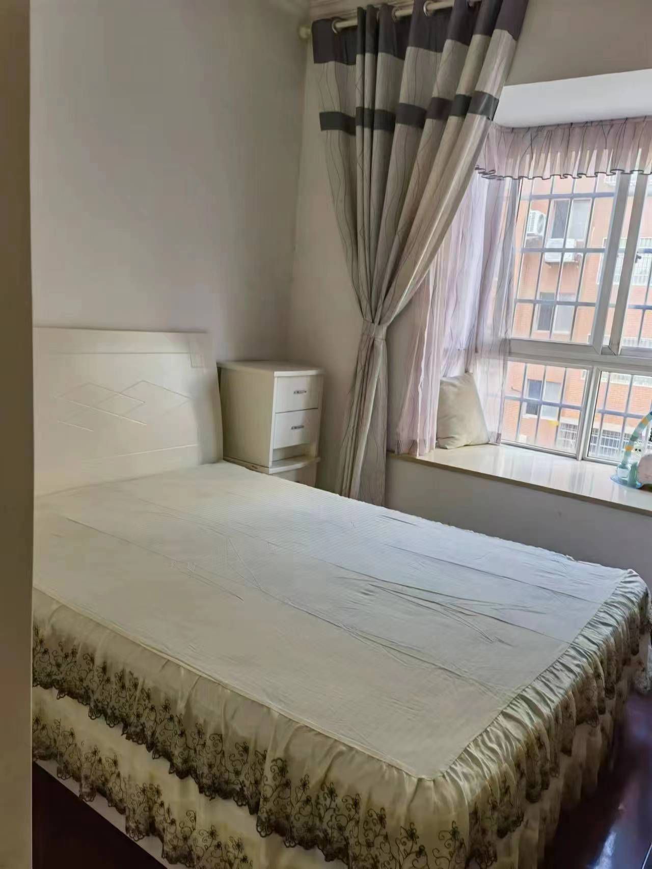 百弘学府城  1室0厅0卫    900.0元/月室内图