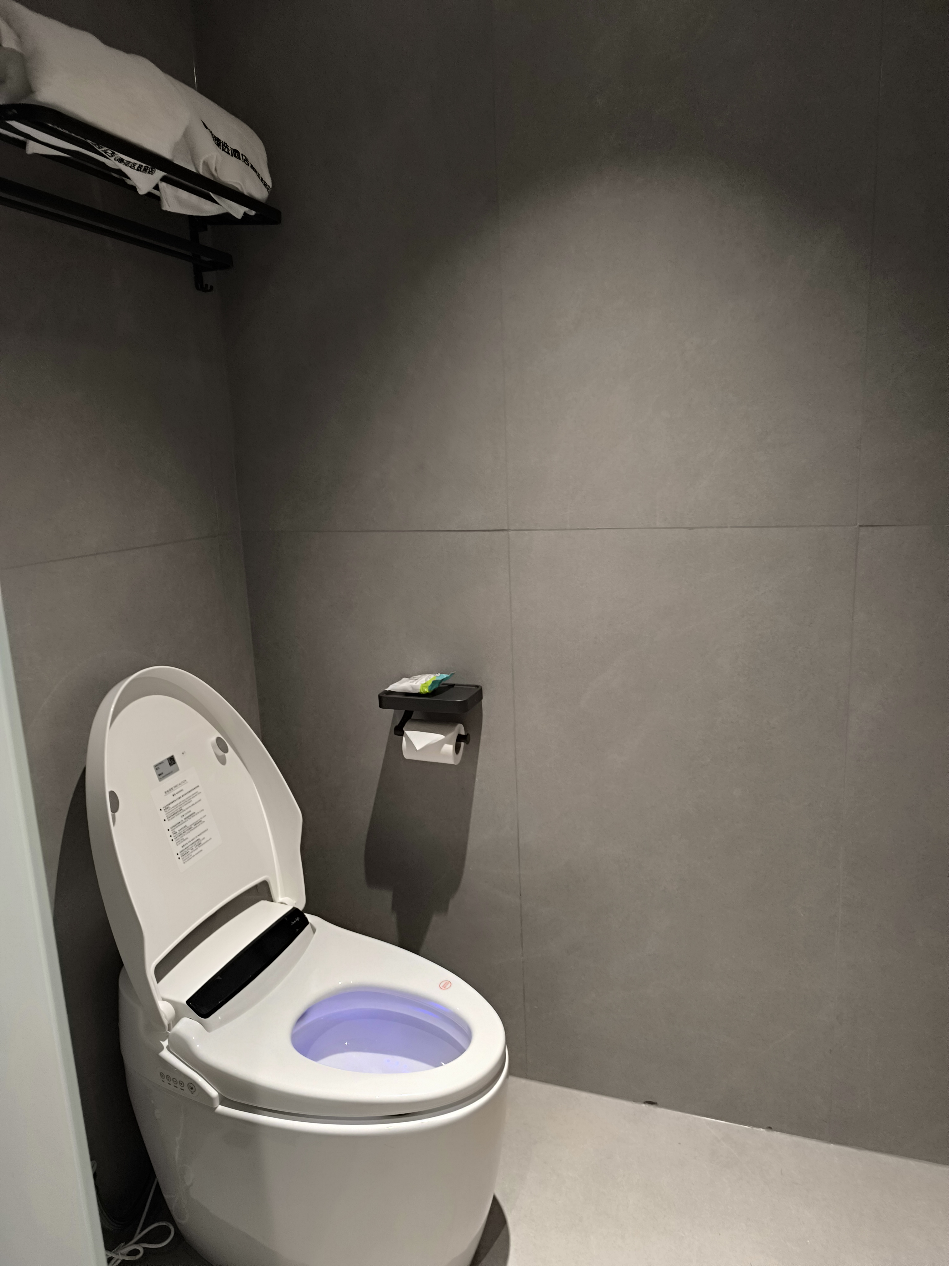 臻园 1室1厅1卫 3500.0元/月 臻园 1室1厅1卫 3500.0元/月室内图