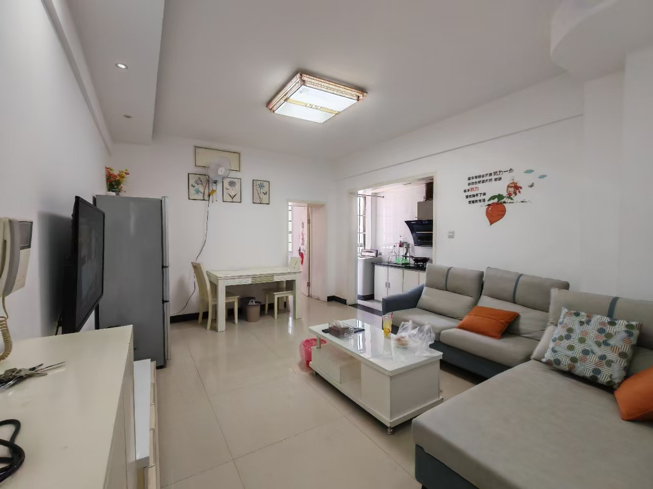 资江明珠 1室1厅1卫 1200.0元/月 资江明珠 1室1厅1卫 1200.0元/月室内图