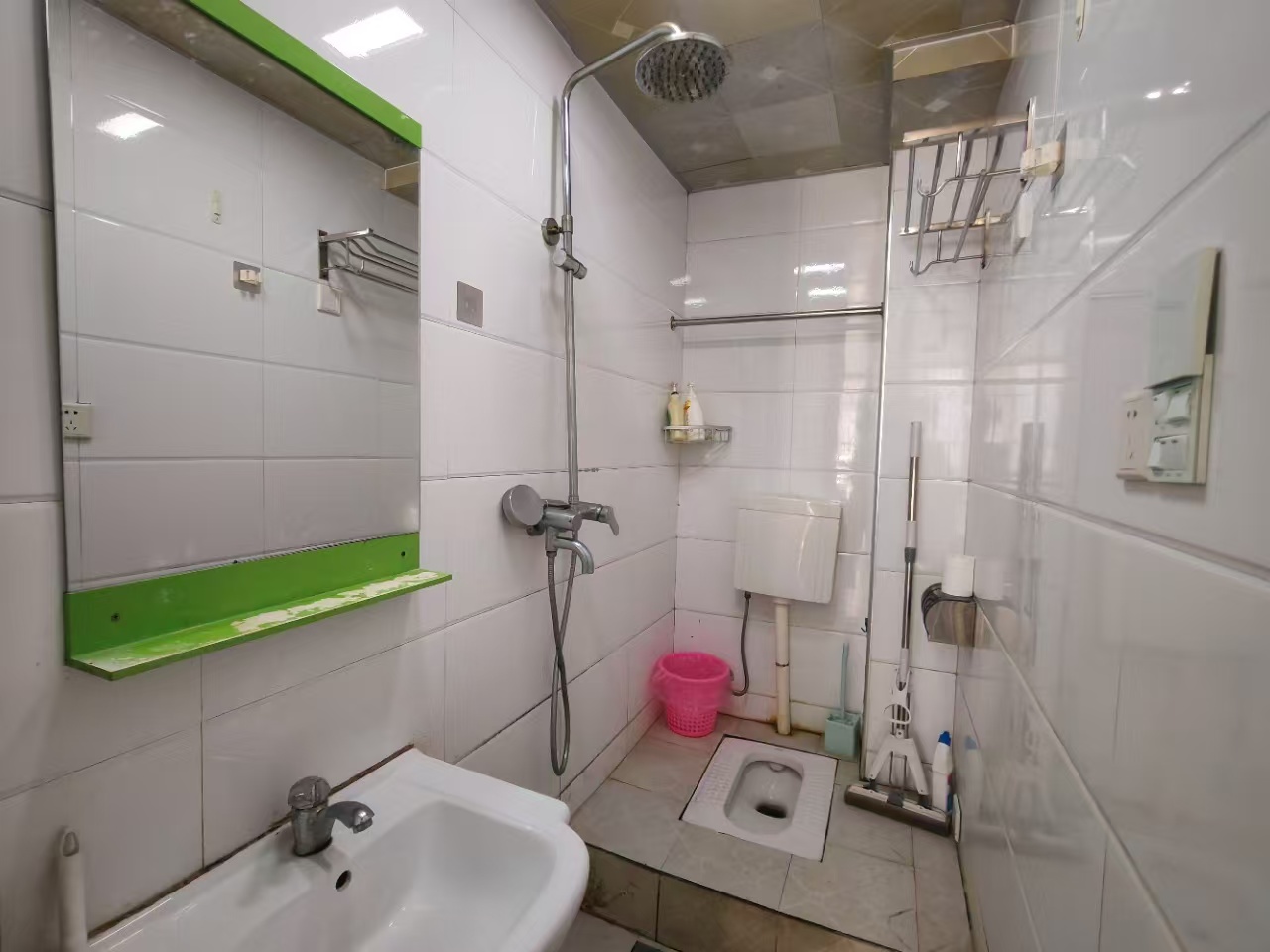 资江明珠 1室1厅1卫 1200.0元/月 资江明珠 1室1厅1卫 1200.0元/月室内图