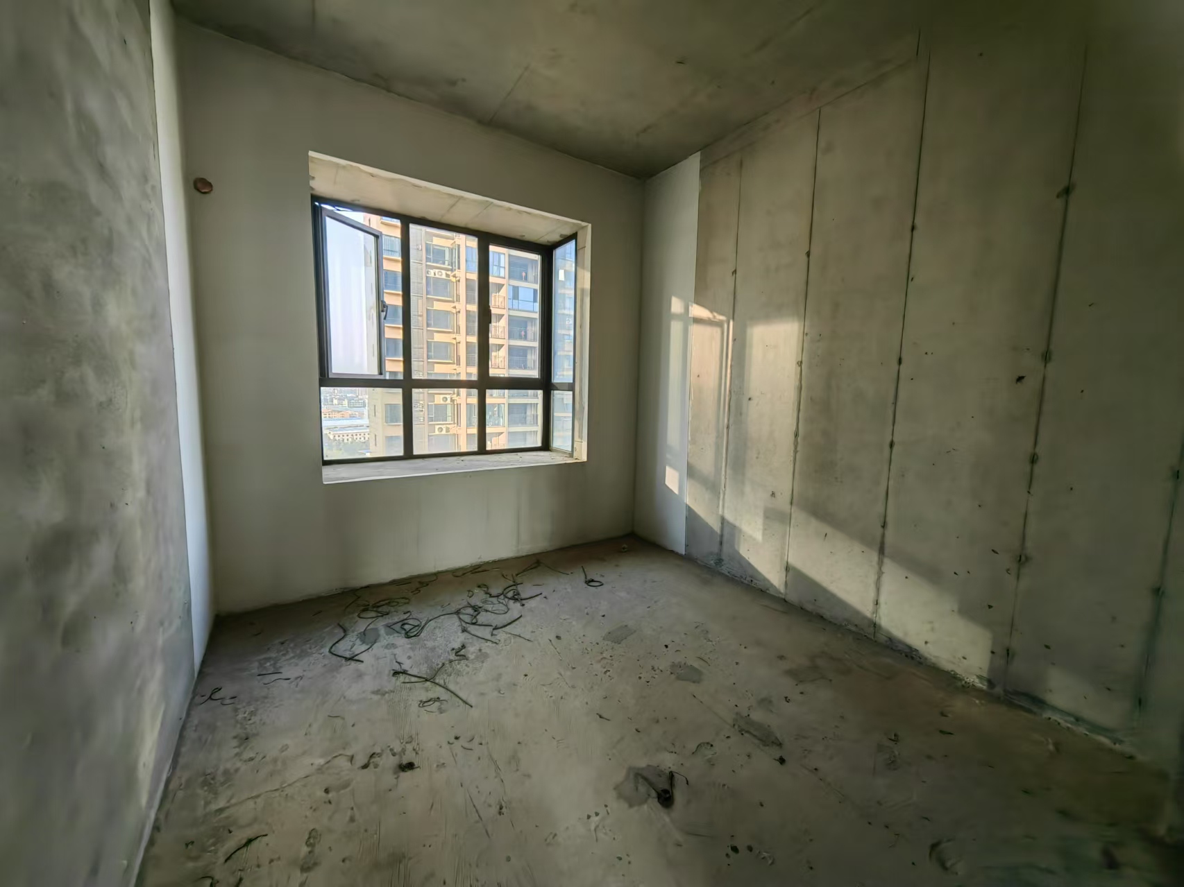 中苑风华 4室2厅2卫 79.8万 中苑风华 4室2厅2卫 79.8万室内图