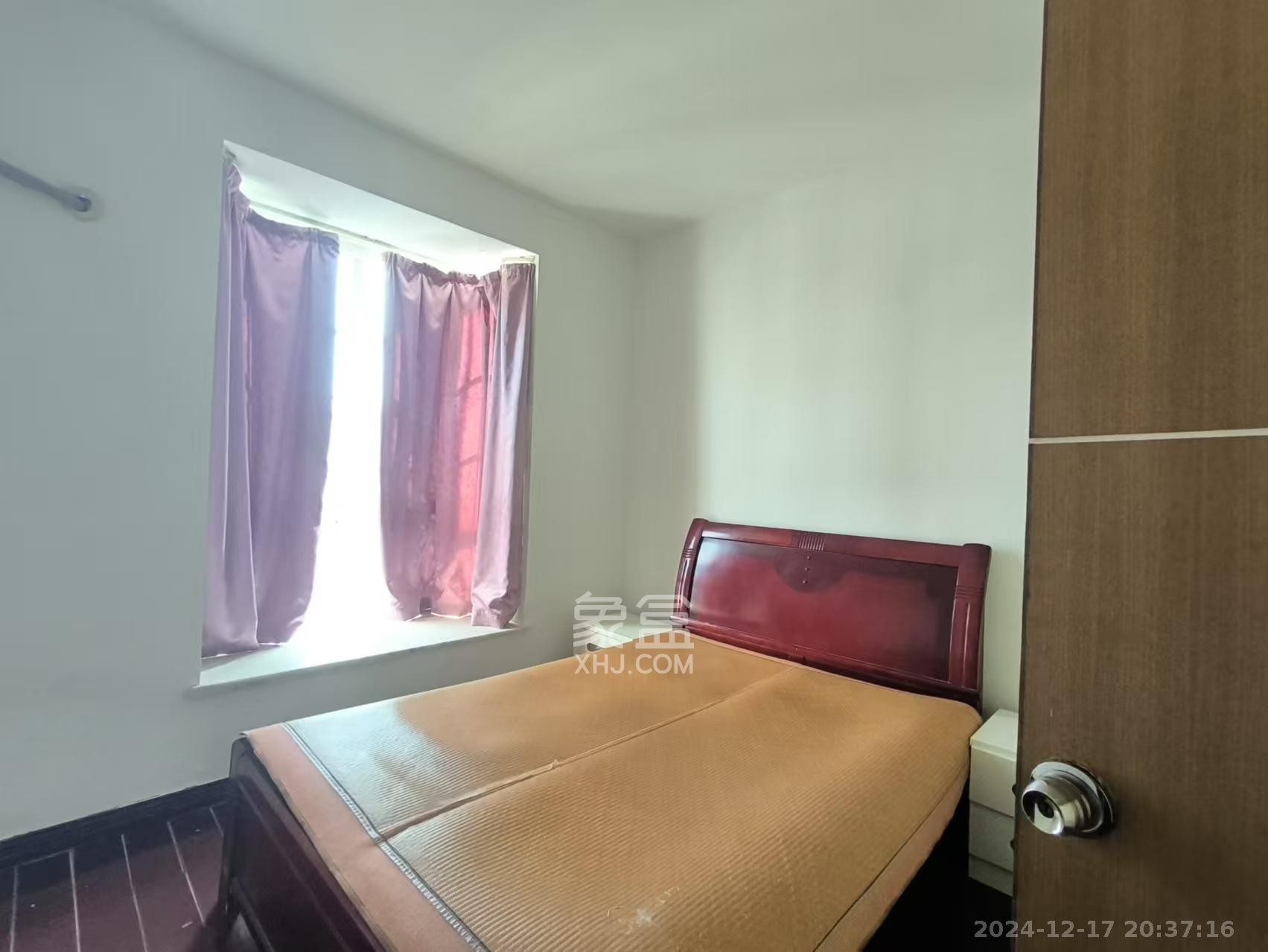 创远景园  3室2厅2卫    3500.0元/月 创远景园  3室2厅2卫    3500.0元/月室内图