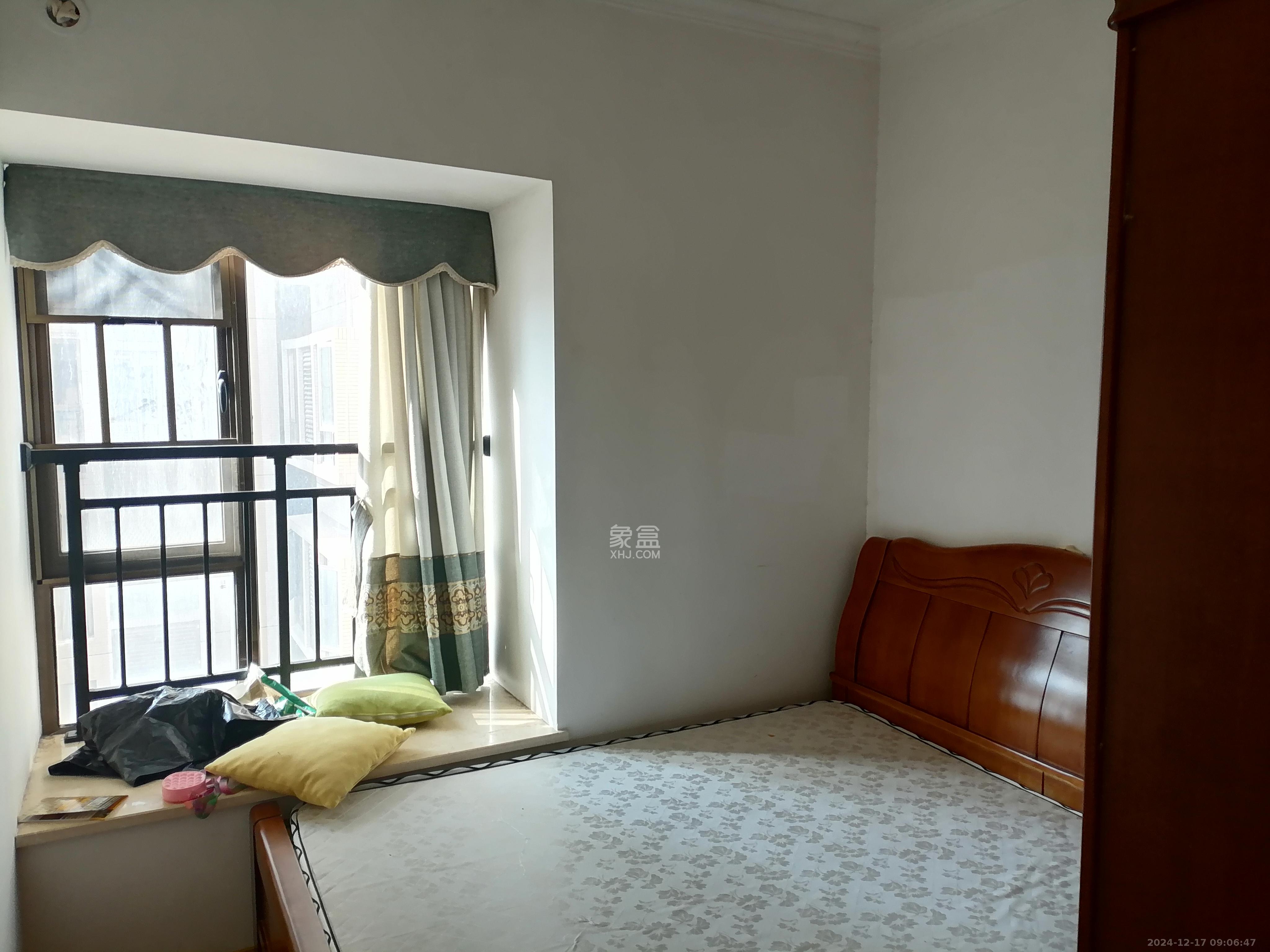 江山帝景哈佛  3室2厅1卫    2000.0元/月 江山帝景哈佛  3室2厅1卫    2000.0元/月室内图