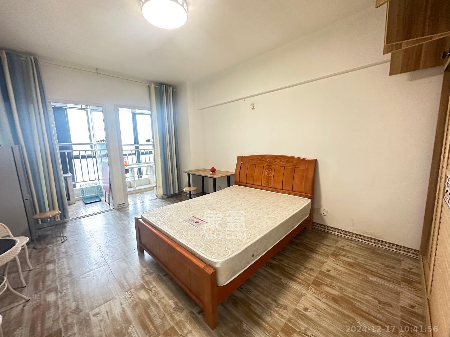 丰园城(鄱阳小区二期) 1室1厅1卫 1300.0元/月 丰园城(鄱阳小区二期) 1室1厅1卫 1300.0元/月室内图