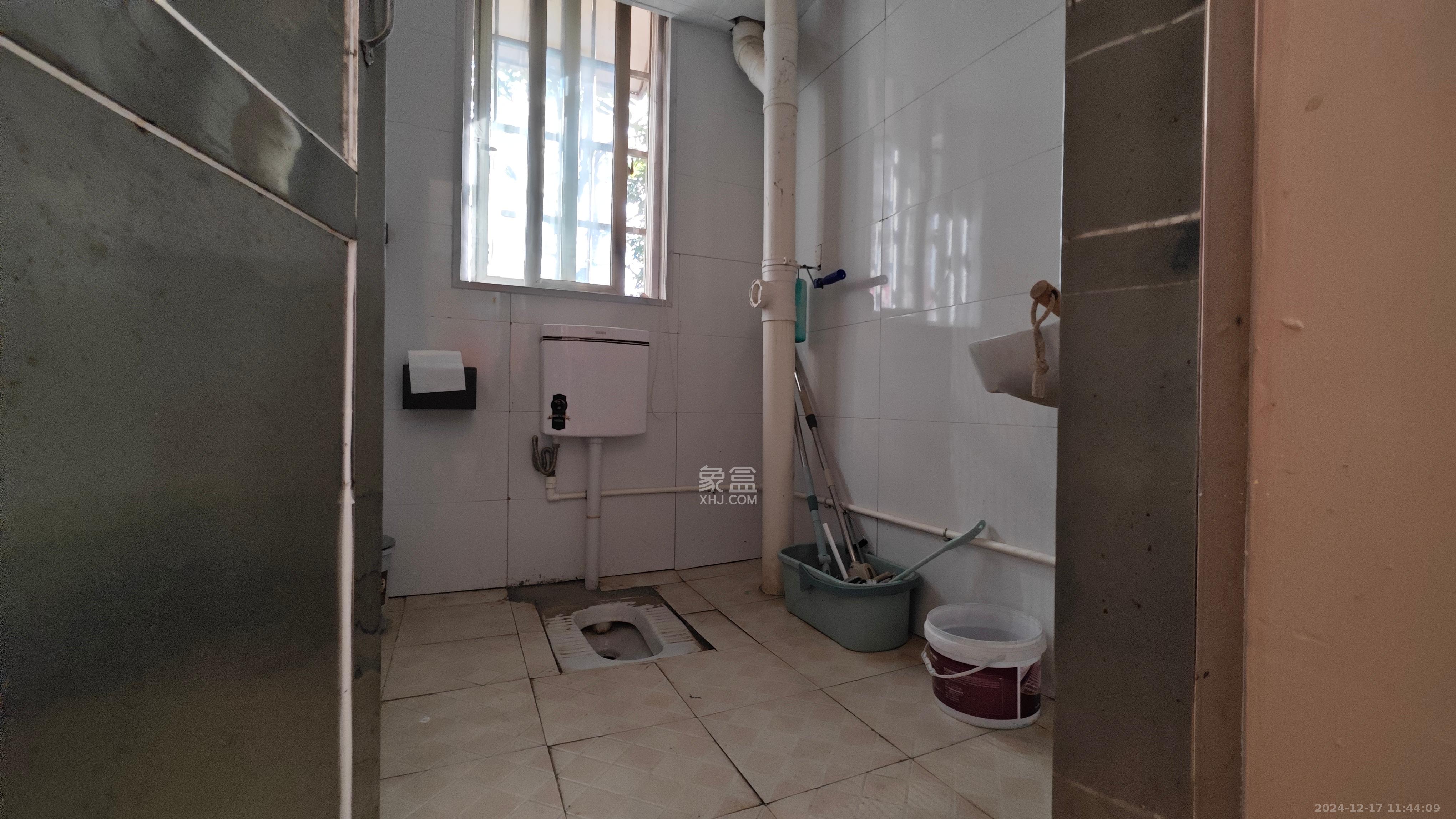 星城新宇桃花苑 1室2厅1卫 3000.0元/月 星城新宇桃花苑 1室2厅1卫 3000.0元/月室内图