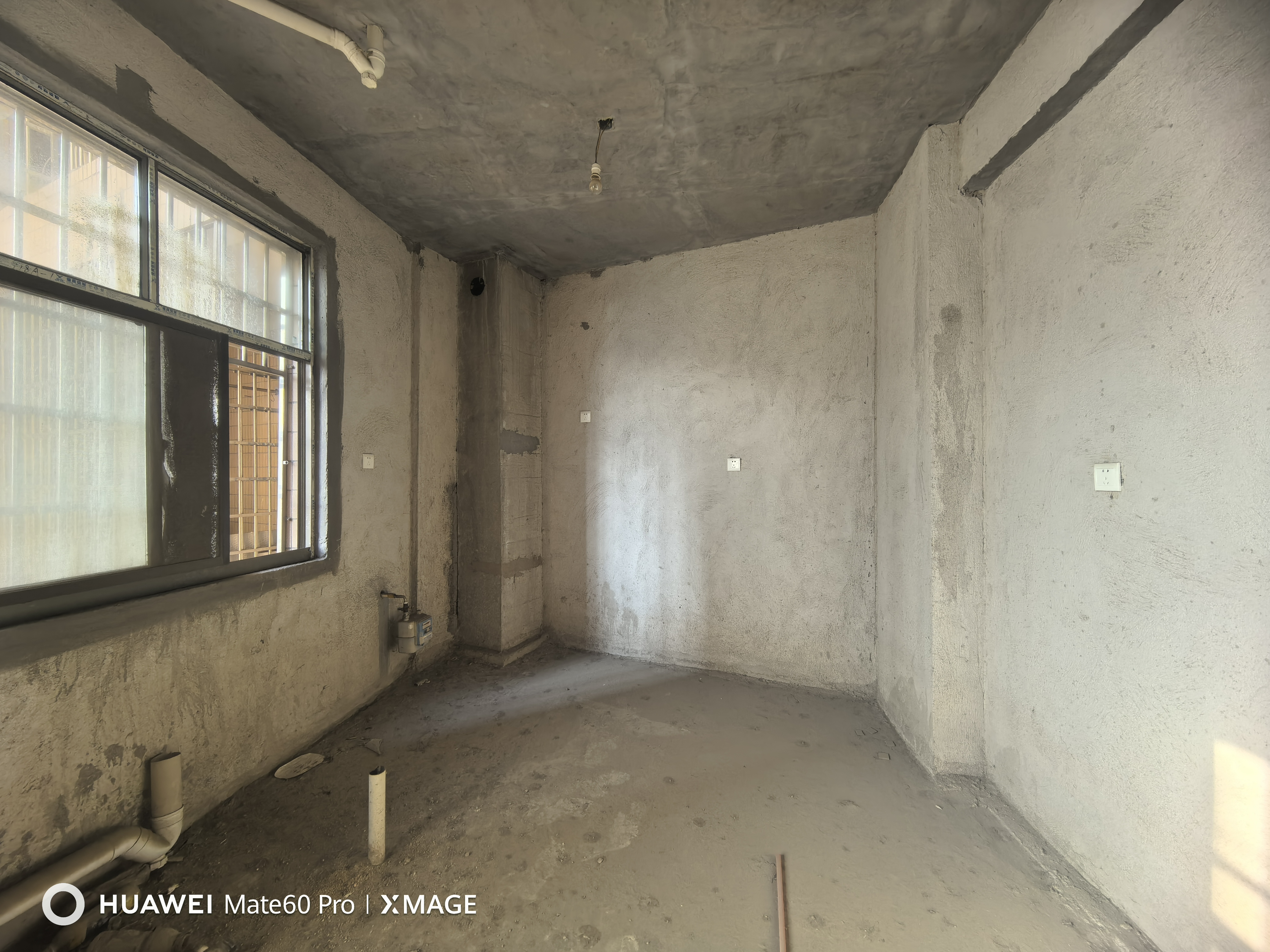 上和世家 4室2厅2卫 75.8万 上和世家 4室2厅2卫 75.8万客厅