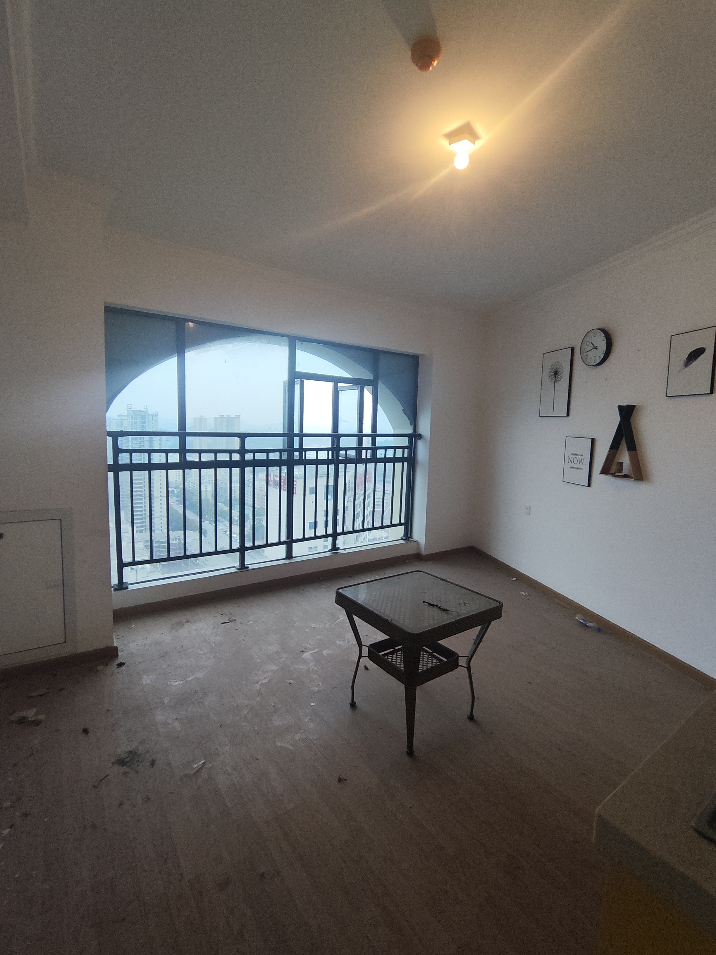 五江碧桂园城市广场 1室1厅1卫 600.0元/月 五江碧桂园城市广场 1室1厅1卫 600.0元/月户型图