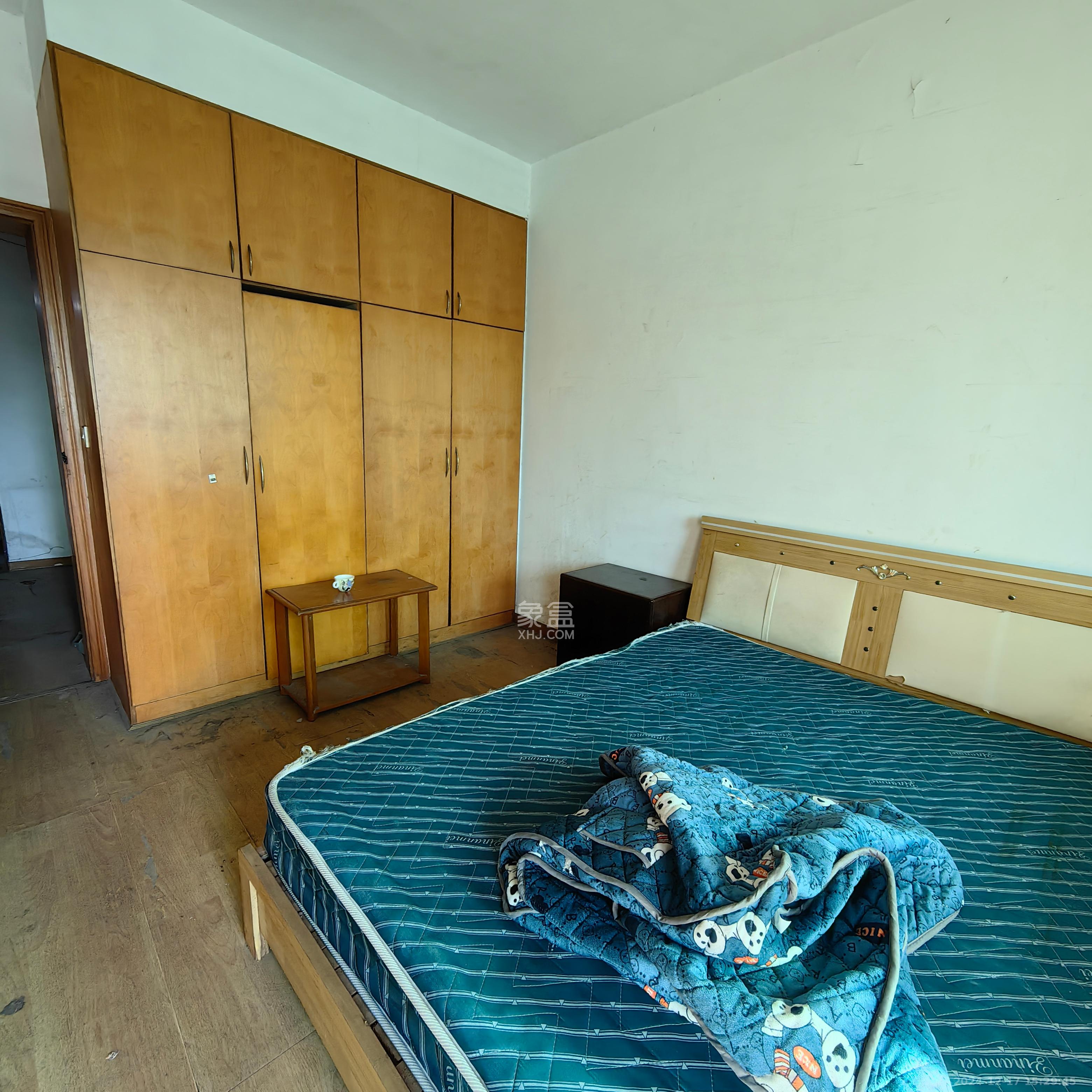 中南汽车世界 2室2厅1卫 1100.0元/月 中南汽车世界 2室2厅1卫 1100.0元/月室内图