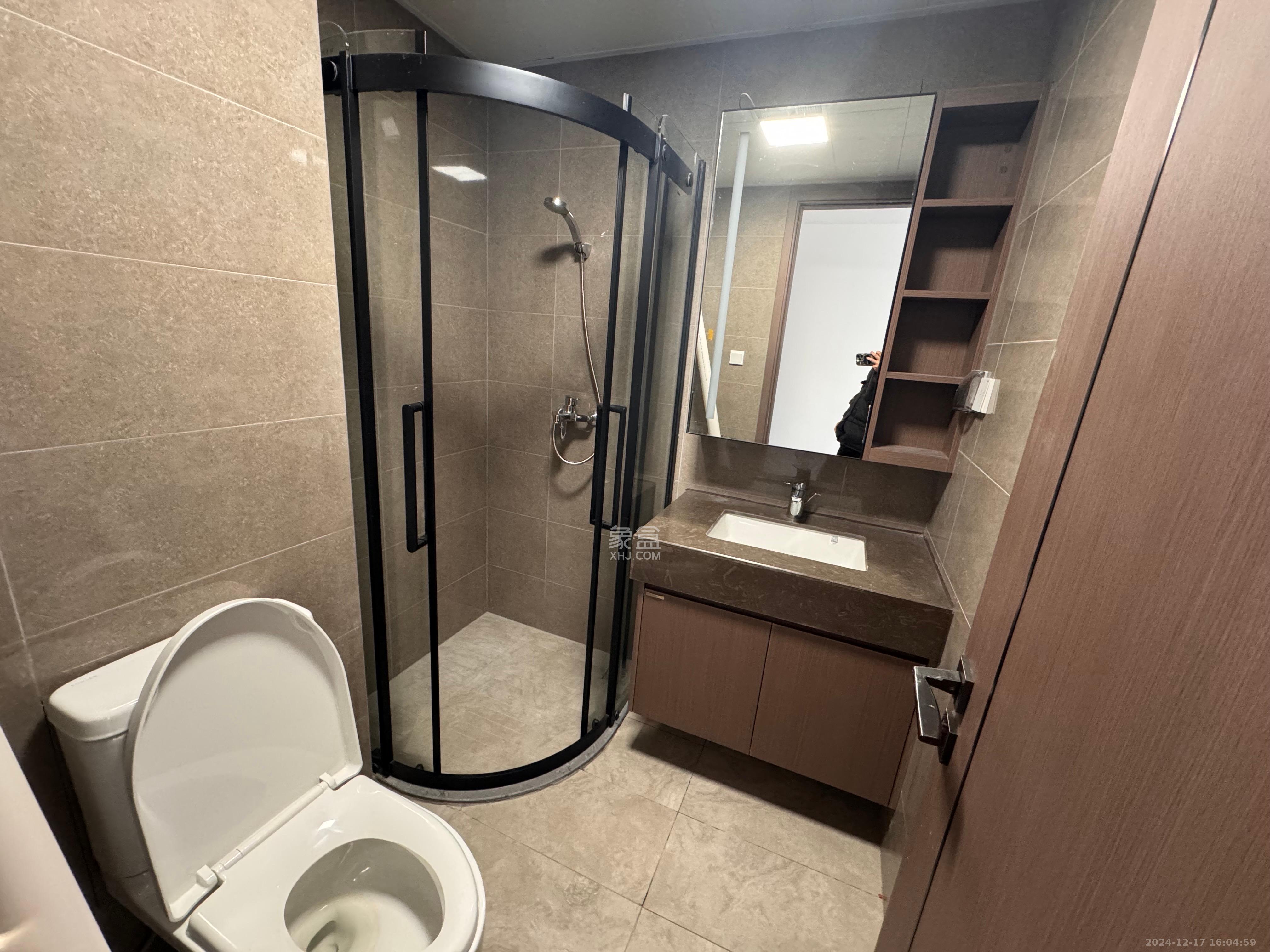 金茂建发观悦  4室2厅2卫   5500.00元/月室内图