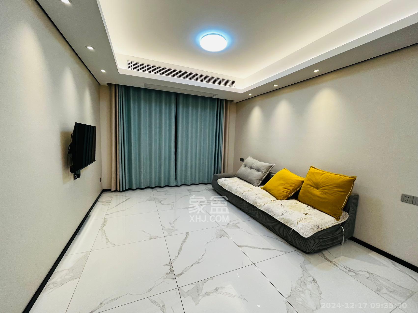 中海麓山境南区  3室2厅2卫    2800.0元/月室内图