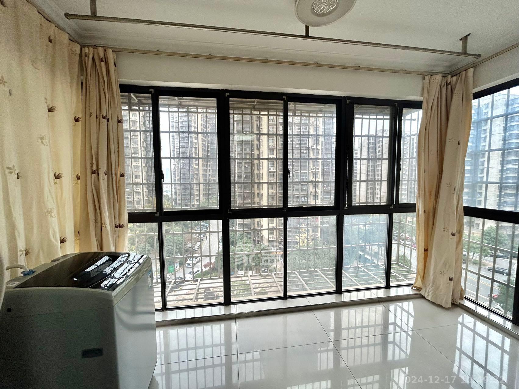 星城新宇桃花苑 3室1厅1卫 2000.0元/月 星城新宇桃花苑 3室1厅1卫 2000.0元/月室内图