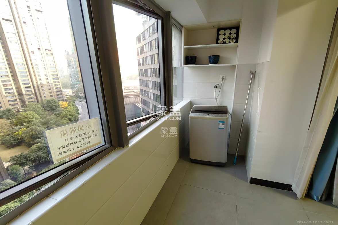 保利国际广场  1室1厅1卫    2300.0元/月 保利国际广场  1室1厅1卫    2300.0元/月室内图