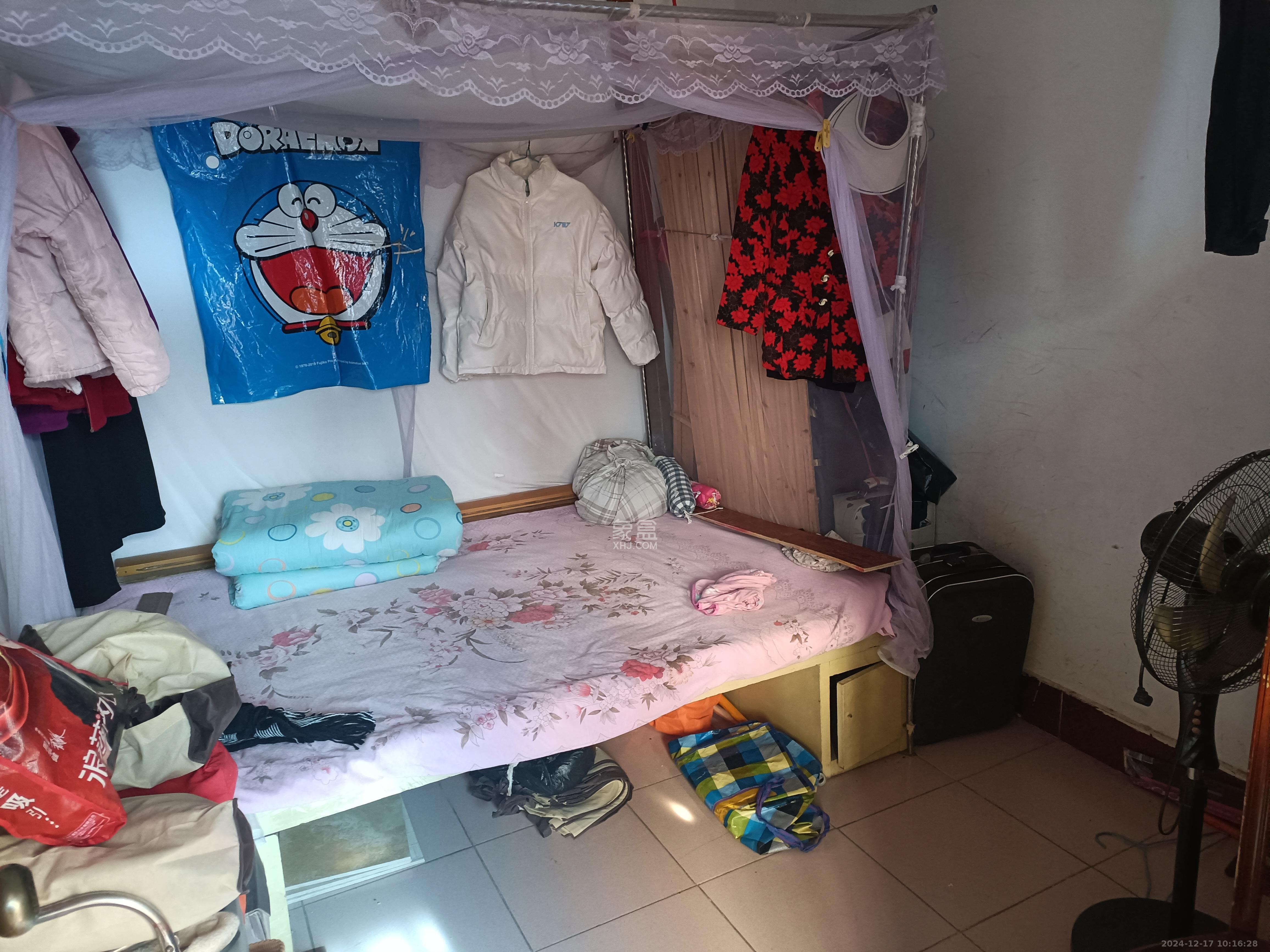 自然村公寓 3室2厅1卫 800.0元/月 自然村公寓 3室2厅1卫 800.0元/月室内图