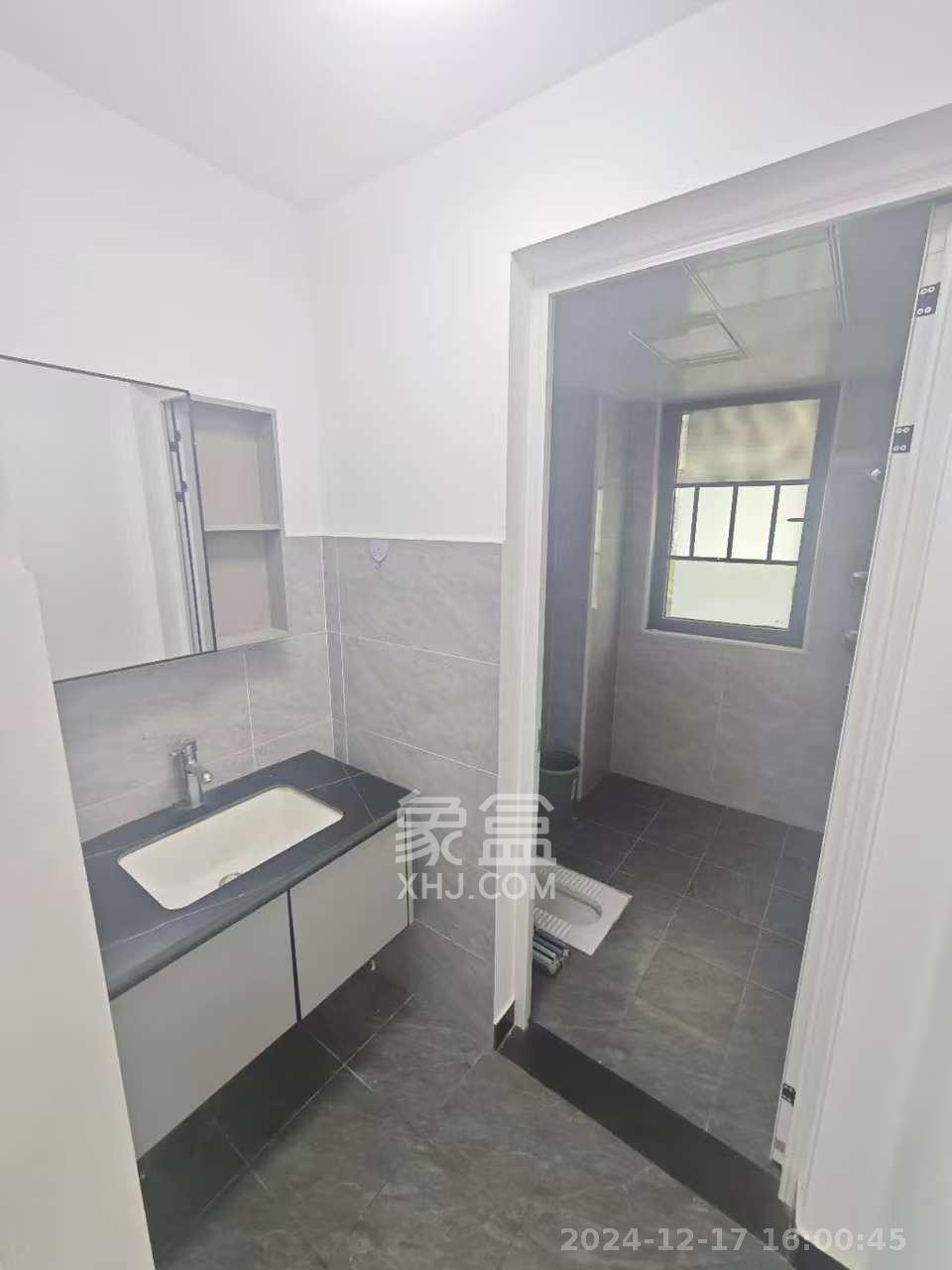 中建悦和城  3室2厅2卫   2600.00元/月室内图
