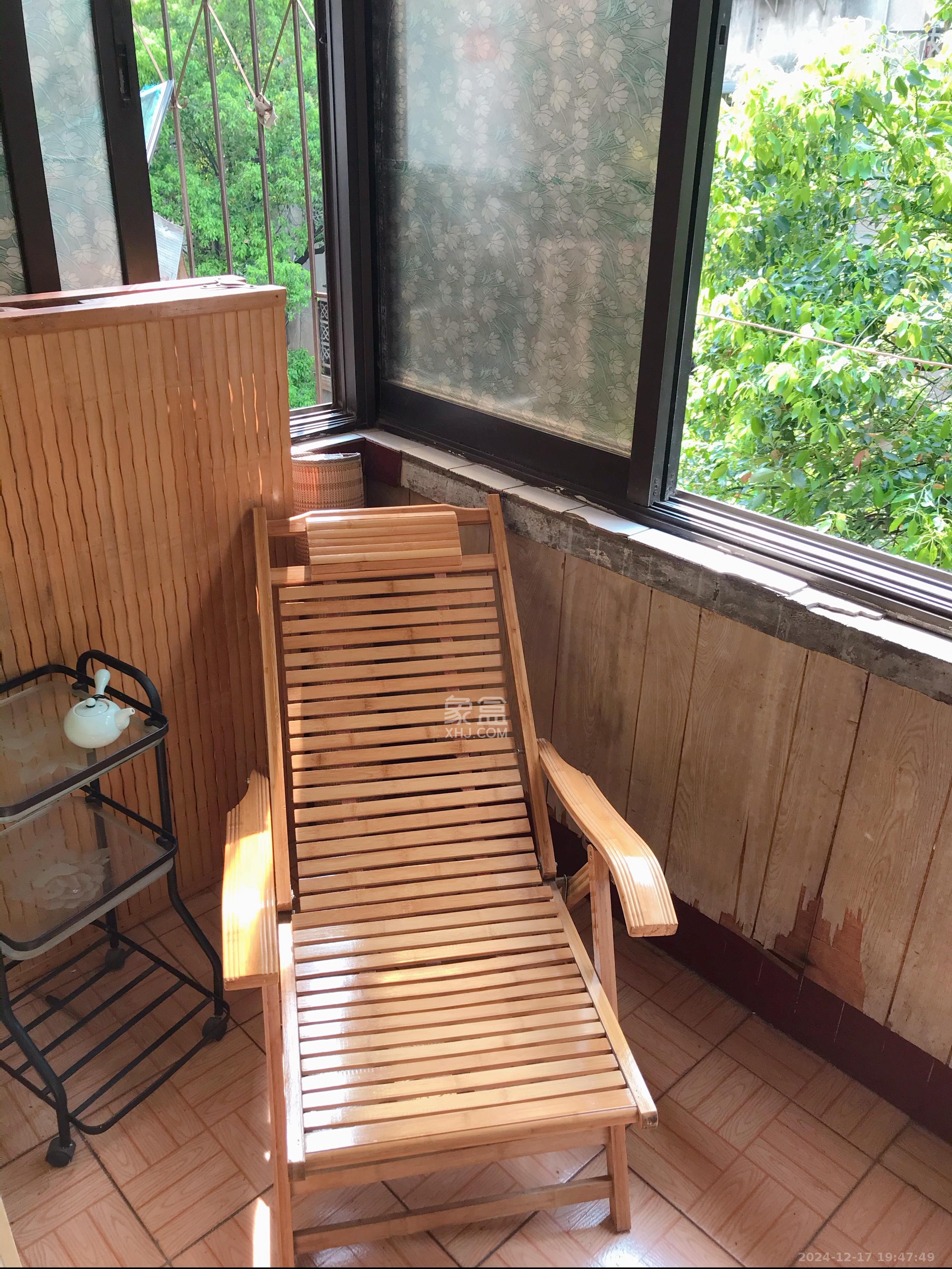 妹子山社区(曙光社区) 1室2厅1卫 1200.0元/月 妹子山社区(曙光社区) 1室2厅1卫 1200.0元/月室内图