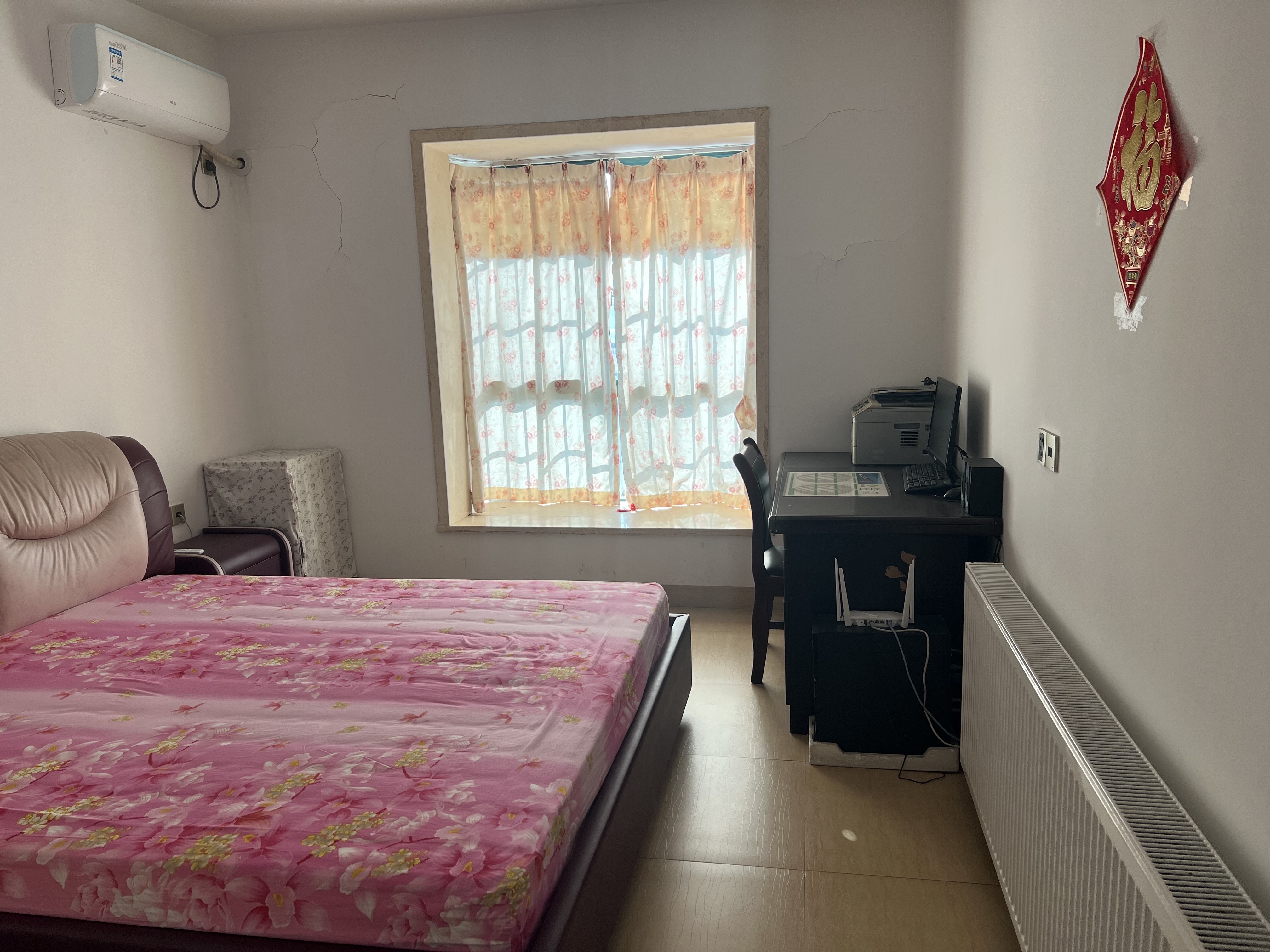 长河广场(待清理)  3室2厅1卫    2600.0元/月 长河广场(待清理)  3室2厅1卫    2600.0元/月室内图