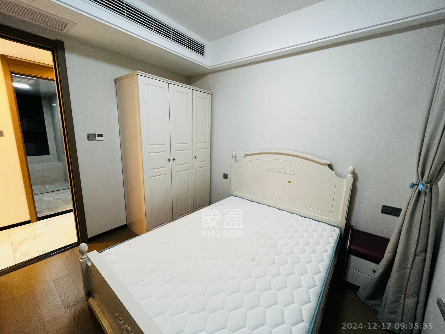 中海麓山境南区  3室2厅2卫    2800.0元/月室内图