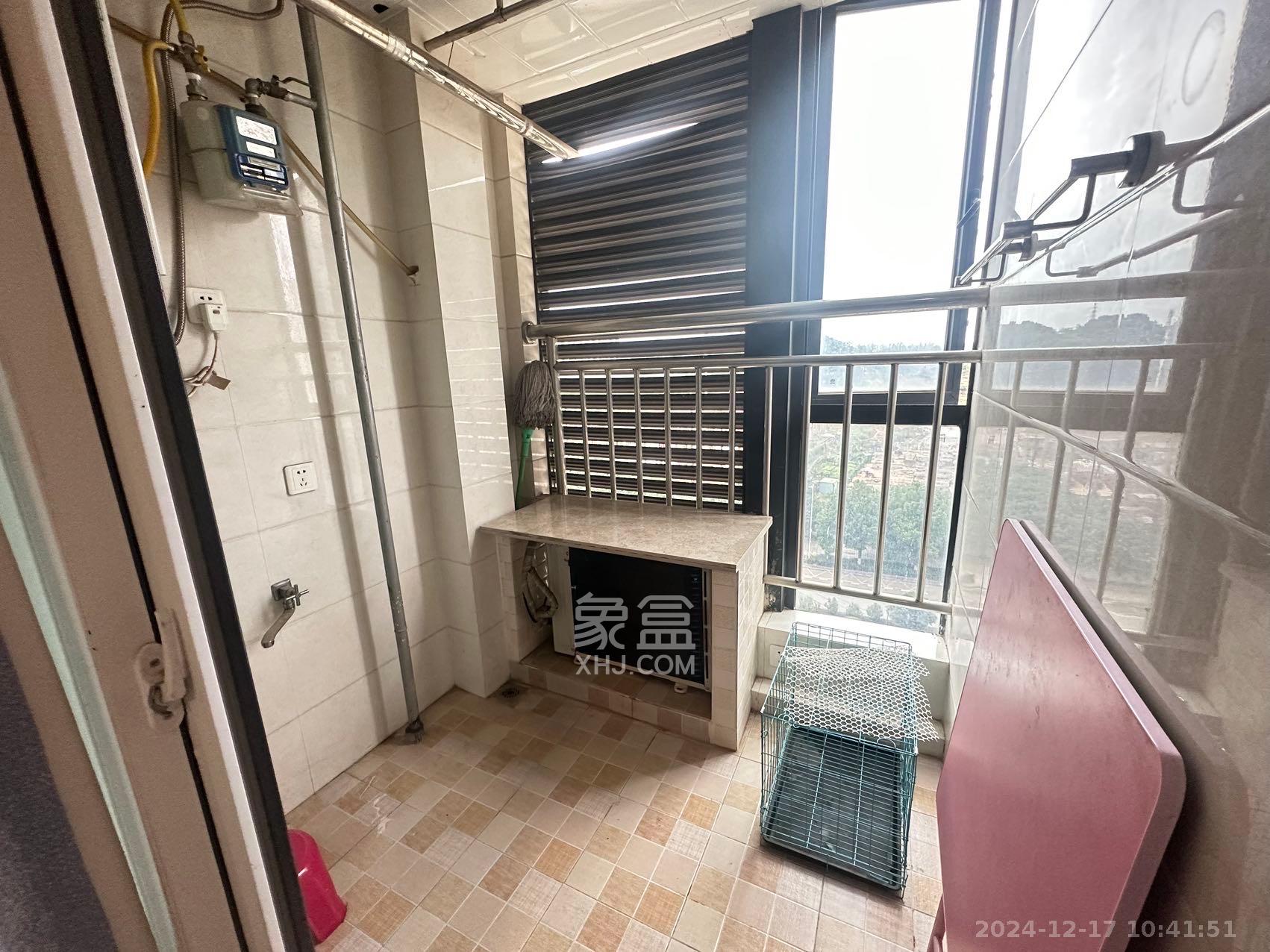 丰园城(鄱阳小区二期) 1室1厅1卫 1300.0元/月 丰园城(鄱阳小区二期) 1室1厅1卫 1300.0元/月室内图