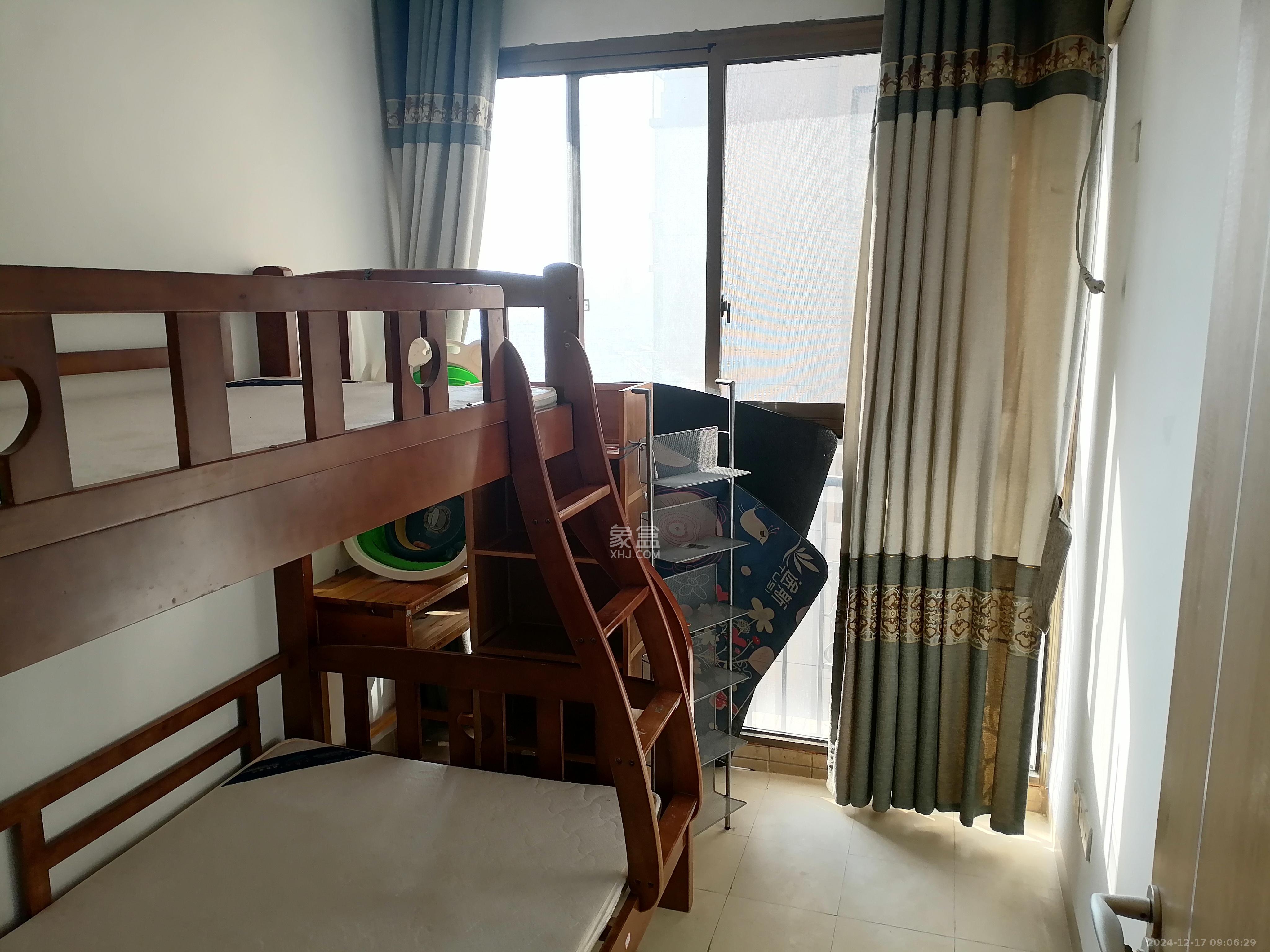 江山帝景哈佛  3室2厅1卫    2000.0元/月 江山帝景哈佛  3室2厅1卫    2000.0元/月室内图