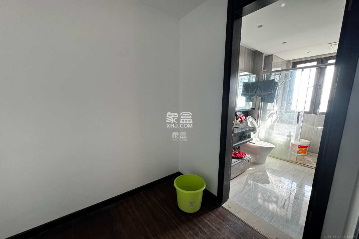 珠江颐德公馆 5室2厅3卫 20000.0元/月 珠江颐德公馆 5室2厅3卫 20000.0元/月室内图