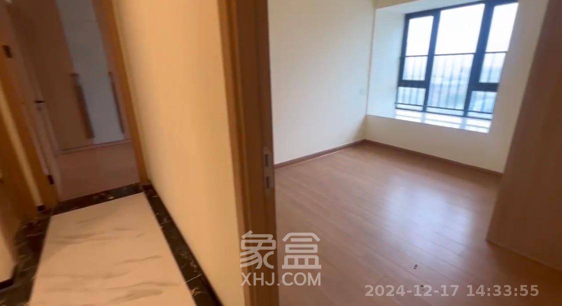 碧桂园荟隽棠  3室2厅2卫   2500.00元/月室内图