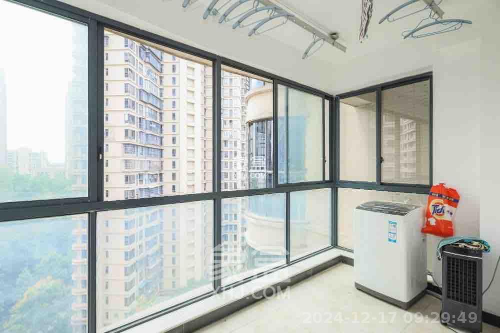 保利麓谷林语C区 4室2厅2卫 3200.0元/月 保利麓谷林语C区 4室2厅2卫 3200.0元/月室内图