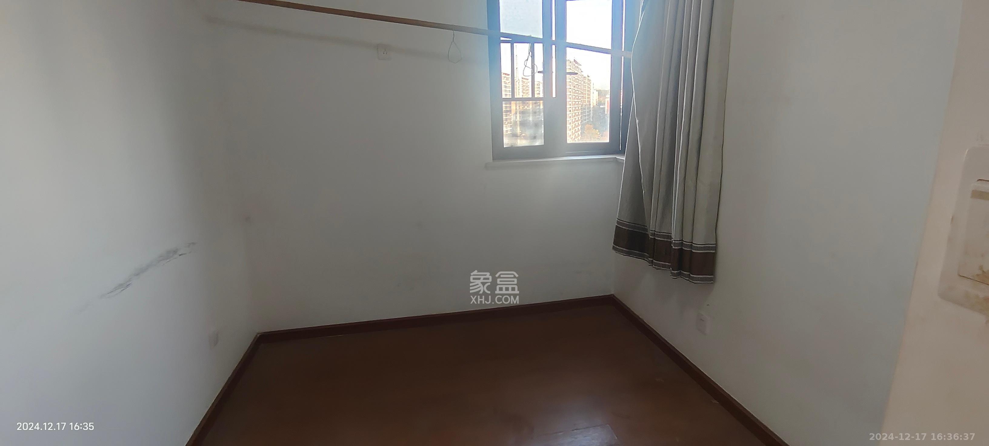 中信凯旋蓝岸(中信新城三期) 1室2厅1卫 1700.0元/月 中信凯旋蓝岸(中信新城三期) 1室2厅1卫 1700.0元/月室内图