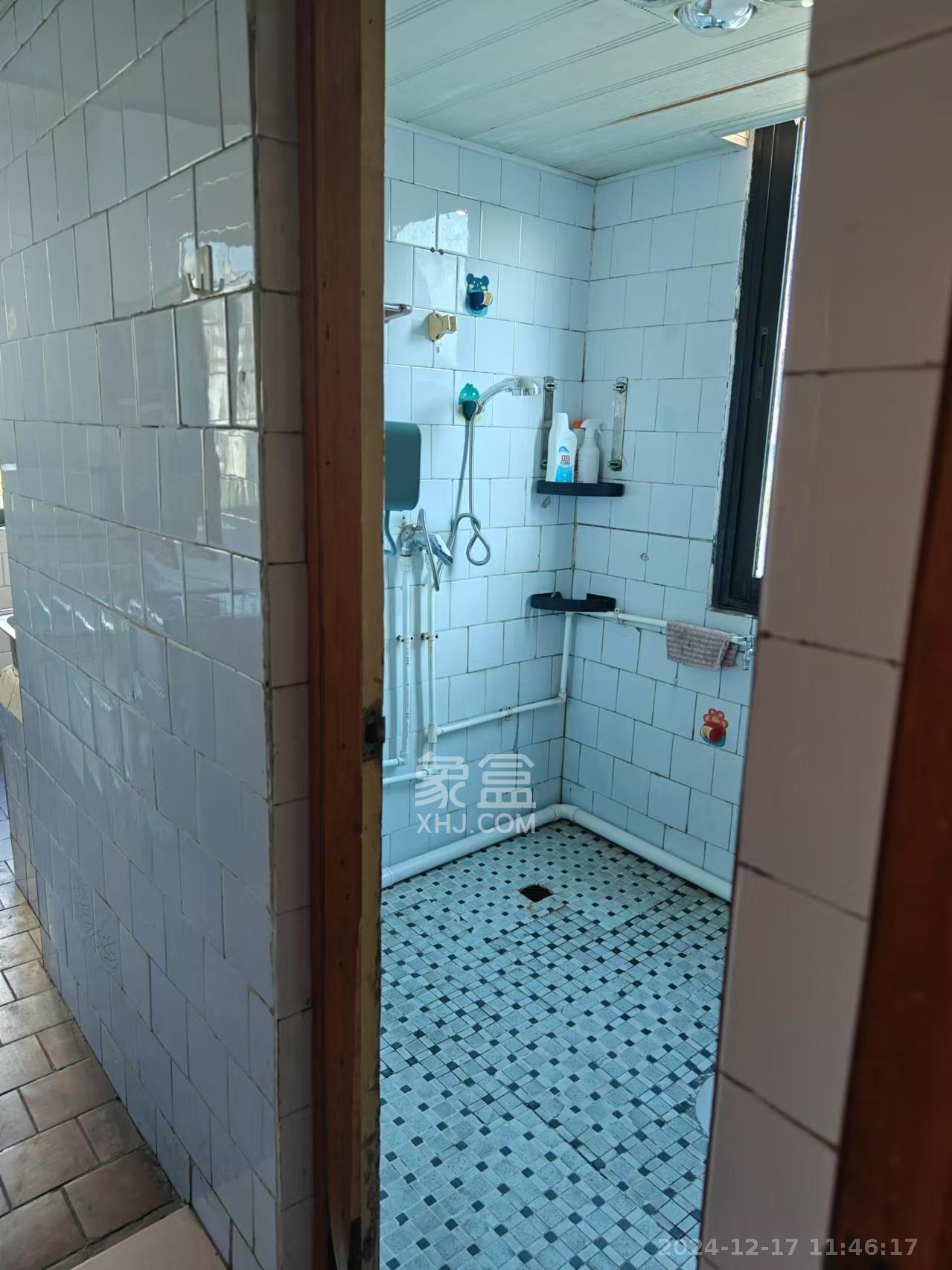 洞井商贸城 1室0厅0卫 1000.0元/月 洞井商贸城 1室0厅0卫 1000.0元/月室内图