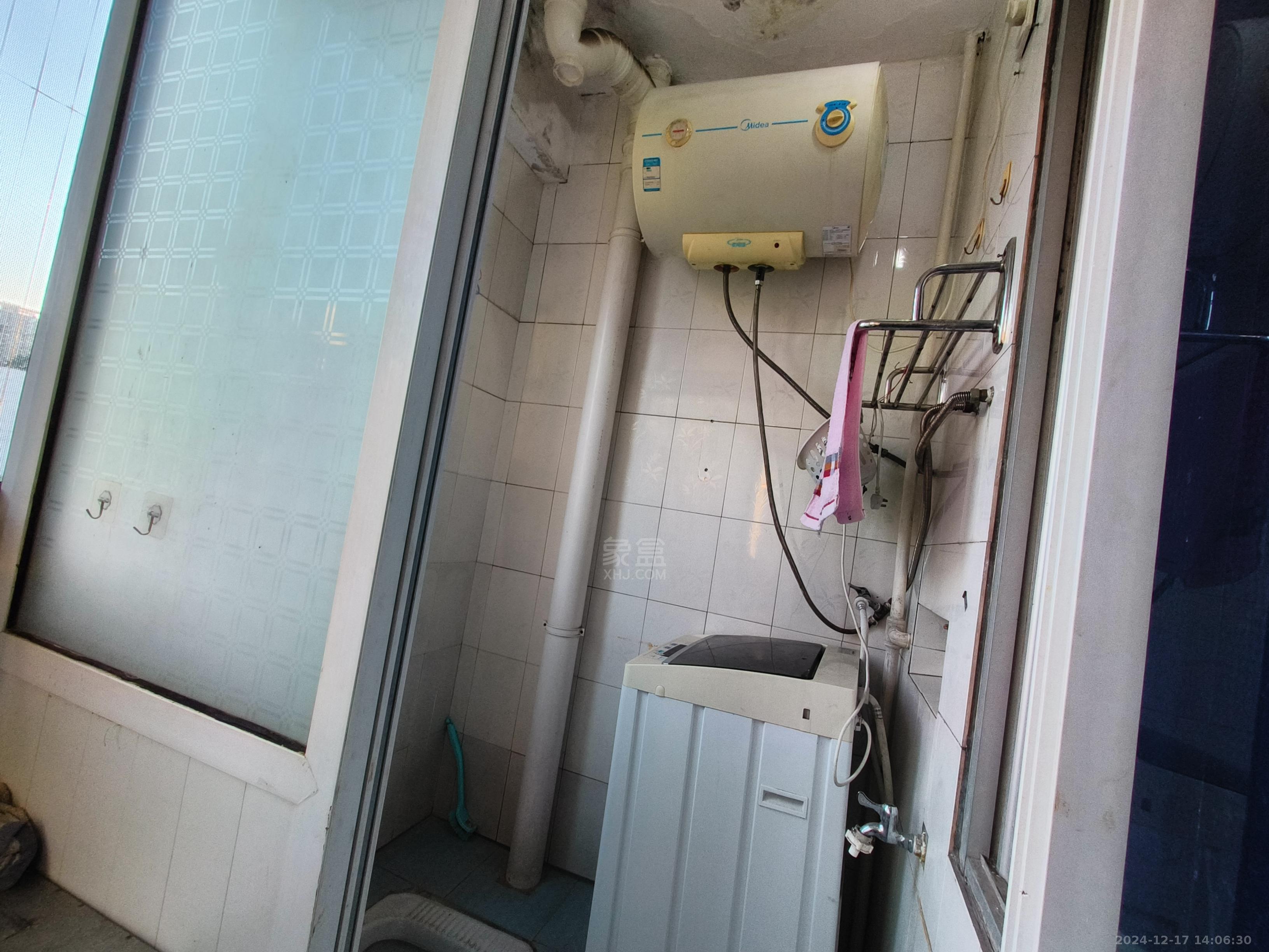 天泰小区 1室1厅1卫 800.0元/月 天泰小区 1室1厅1卫 800.0元/月室内图