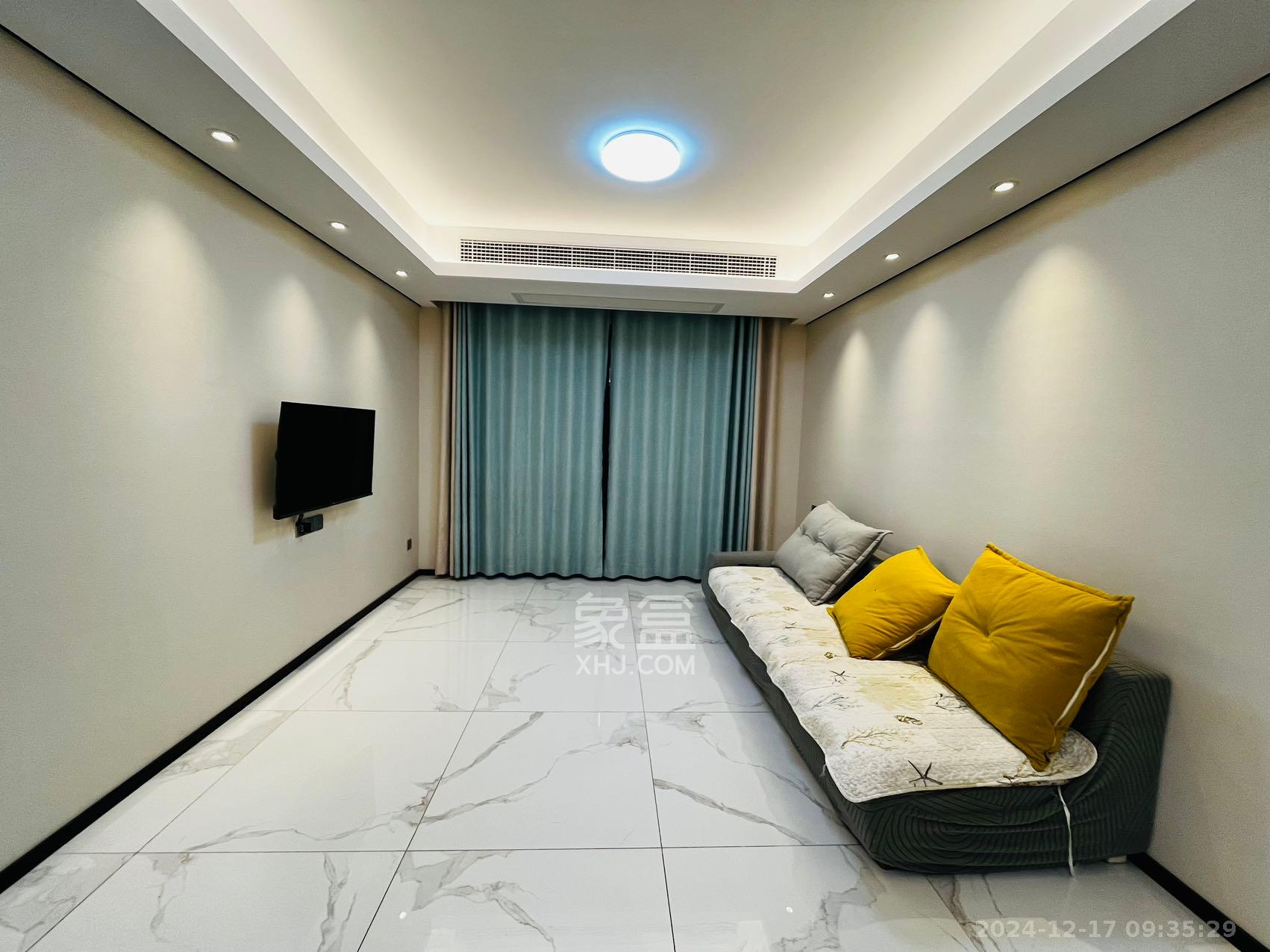 中海麓山境南区  3室2厅2卫    2800.0元/月 中海麓山境南区  3室2厅2卫    2800.0元/月室内图1