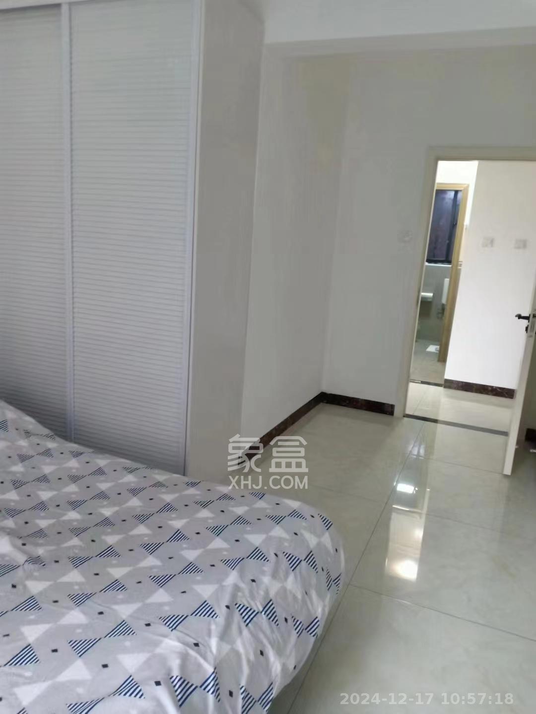 勤诚达新界 3室2厅1卫 2300.0元/月 勤诚达新界 3室2厅1卫 2300.0元/月室内图