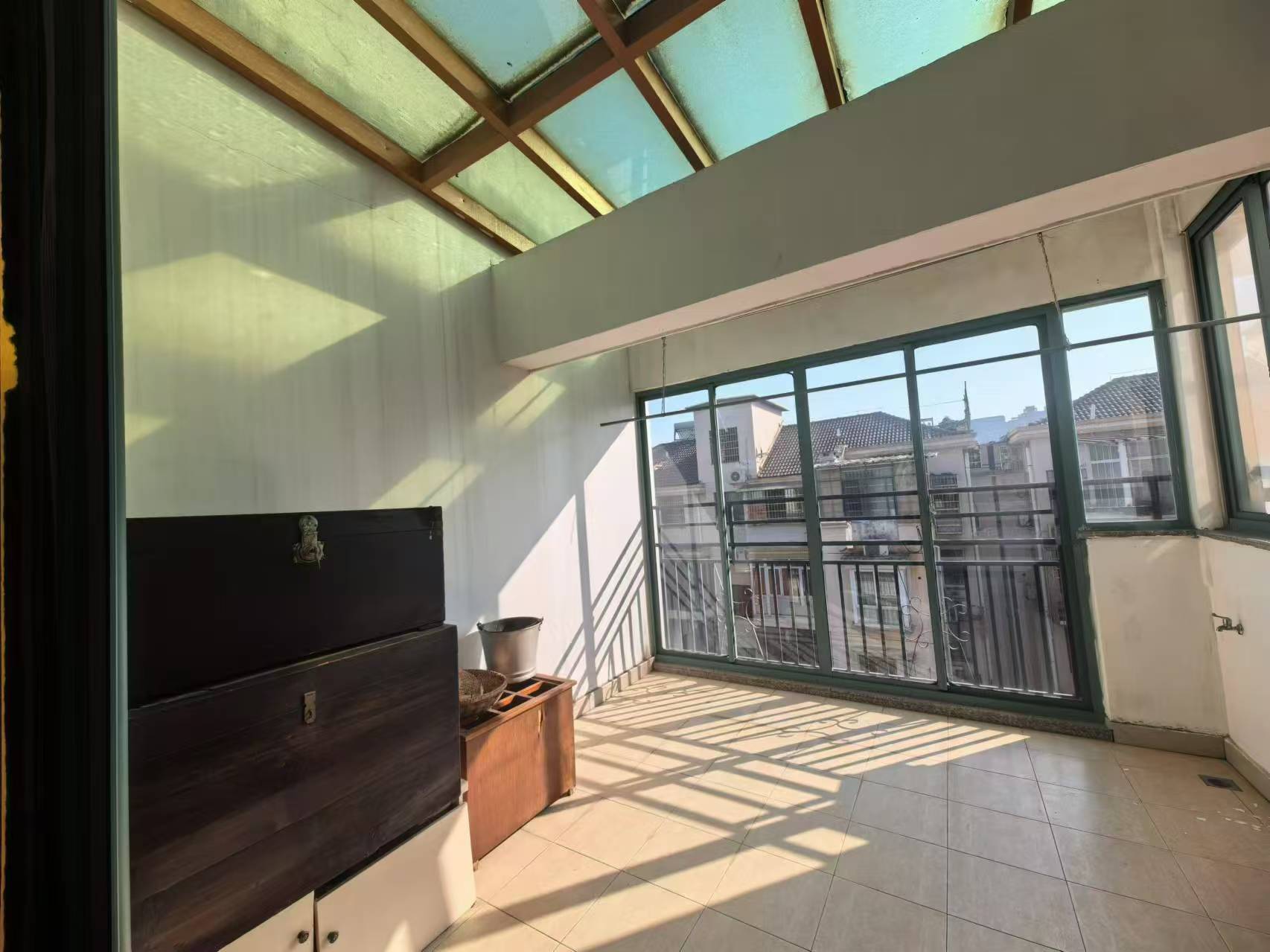 金色晓岛 3室2厅1卫 2000.0元/月 金色晓岛 3室2厅1卫 2000.0元/月室内图