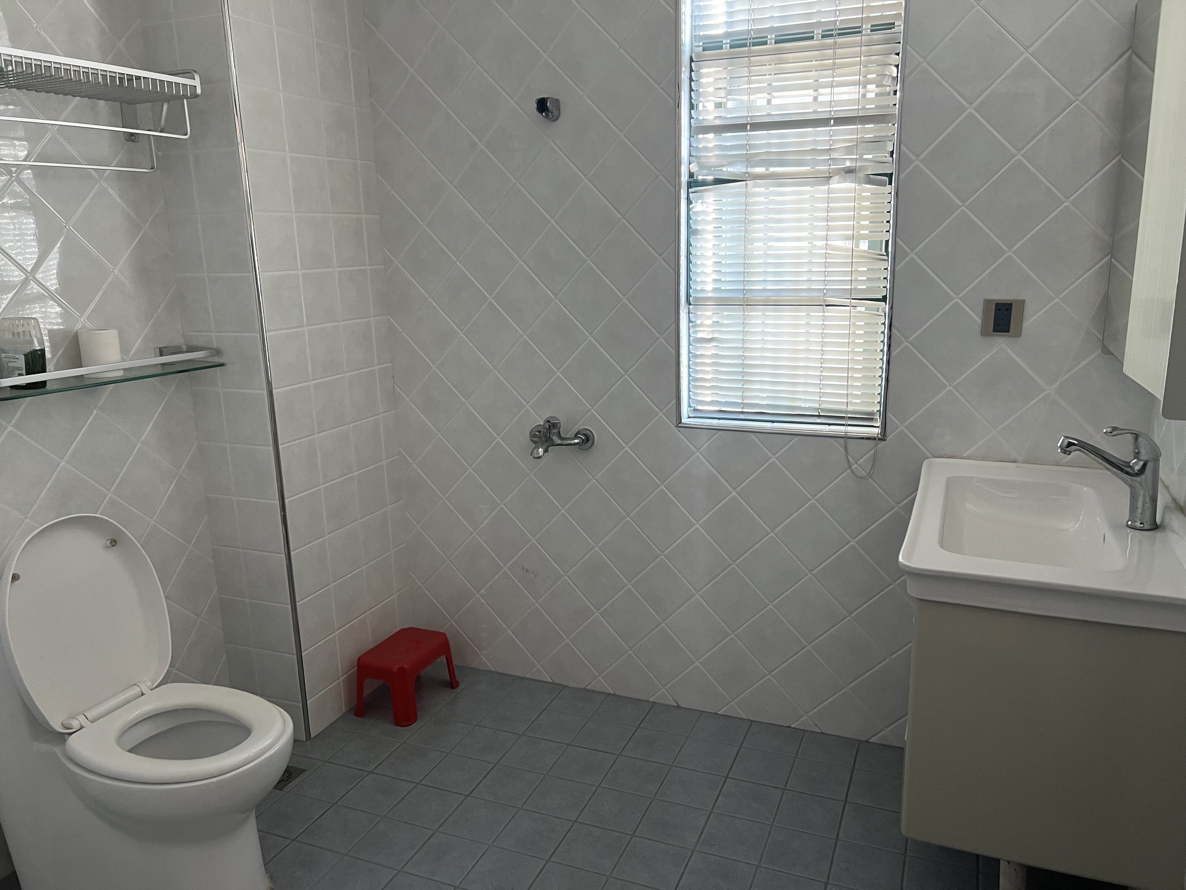 长和广场 1室0厅0卫 2500.0元/月 长和广场 1室0厅0卫 2500.0元/月室内图